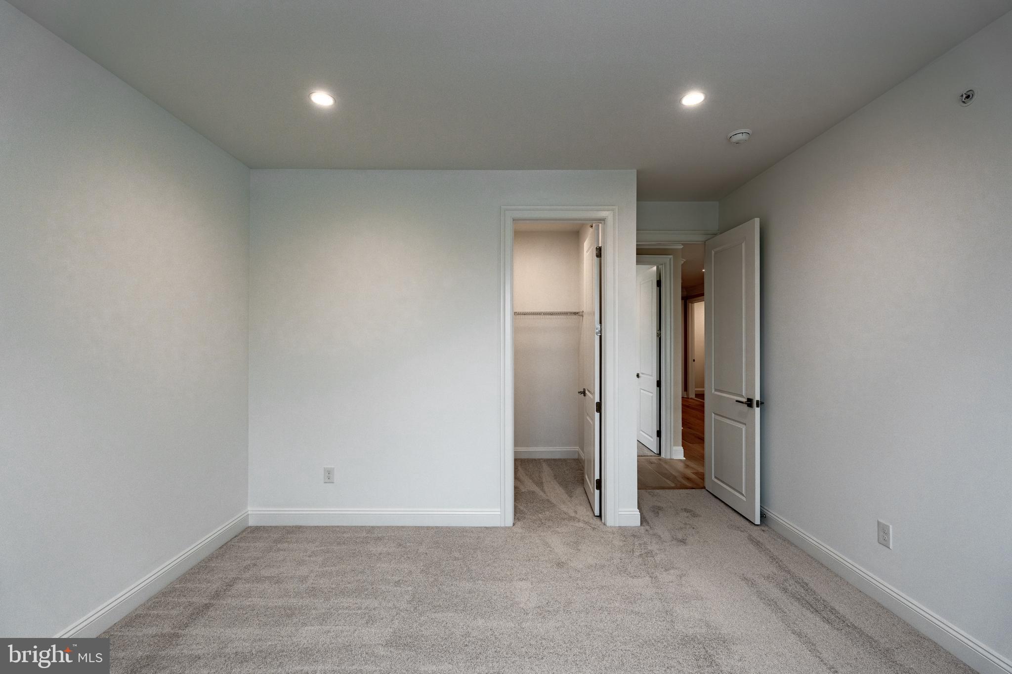 PRESERVE AT MAPLE GLEN - Residential