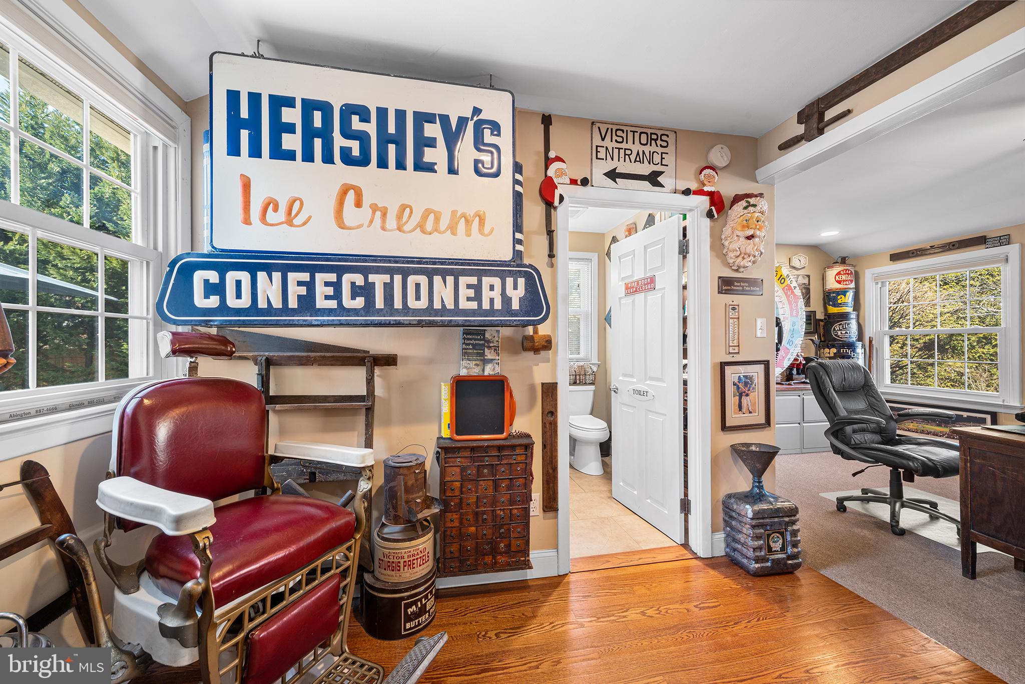 JENKINTOWN - Residential