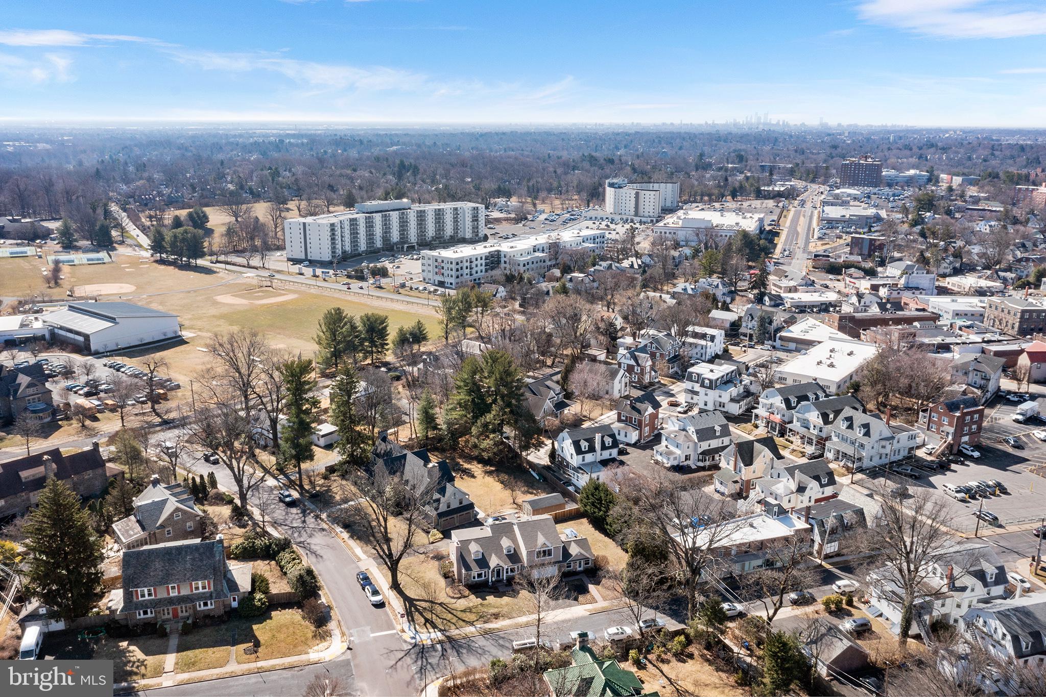 JENKINTOWN - Residential