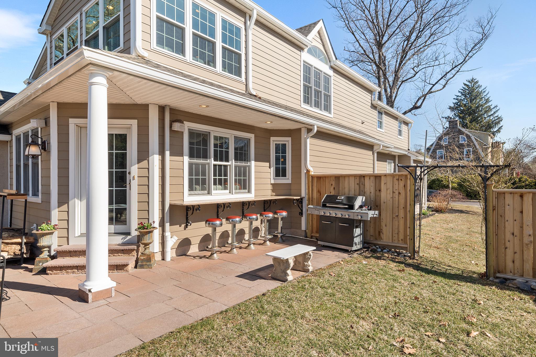 JENKINTOWN - Residential