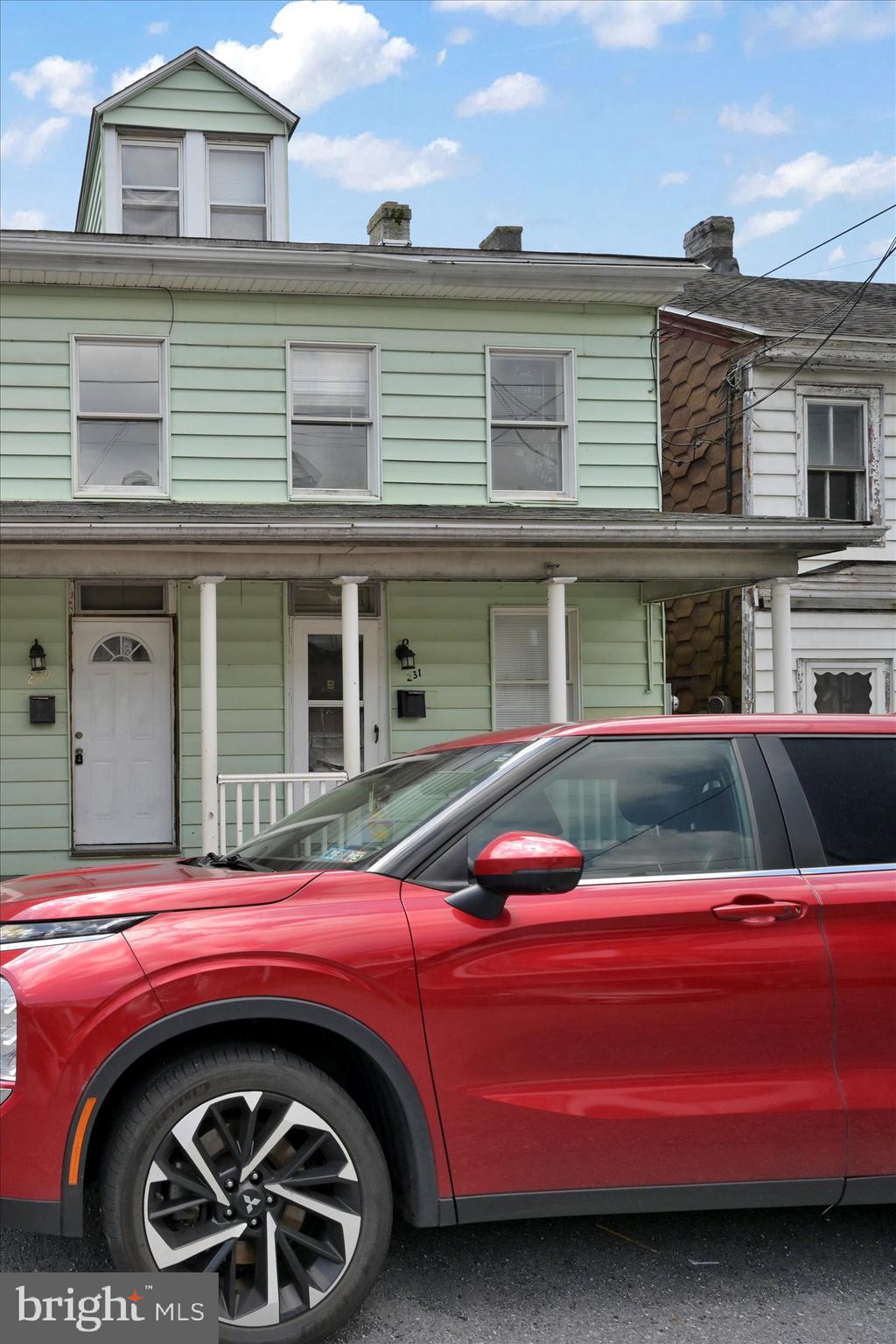 231 VALLEY STREET