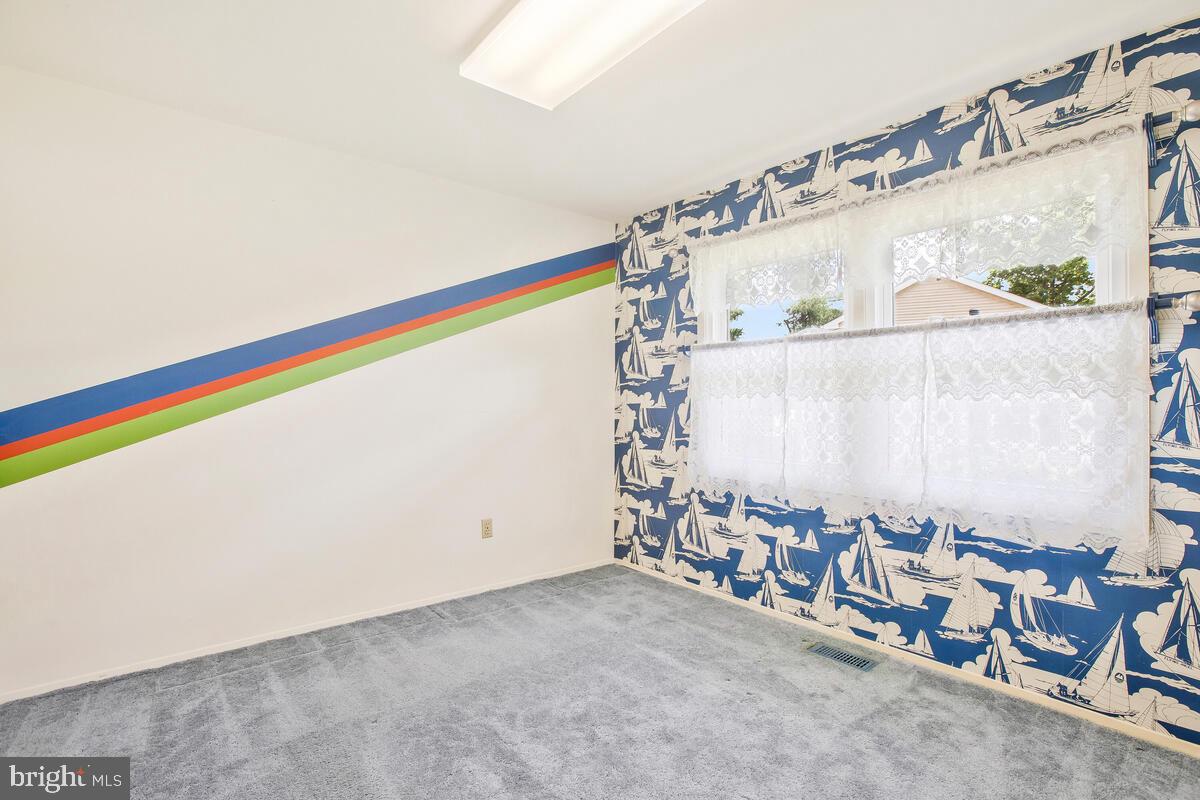 WHITEHALL AT BELAIR - Residential