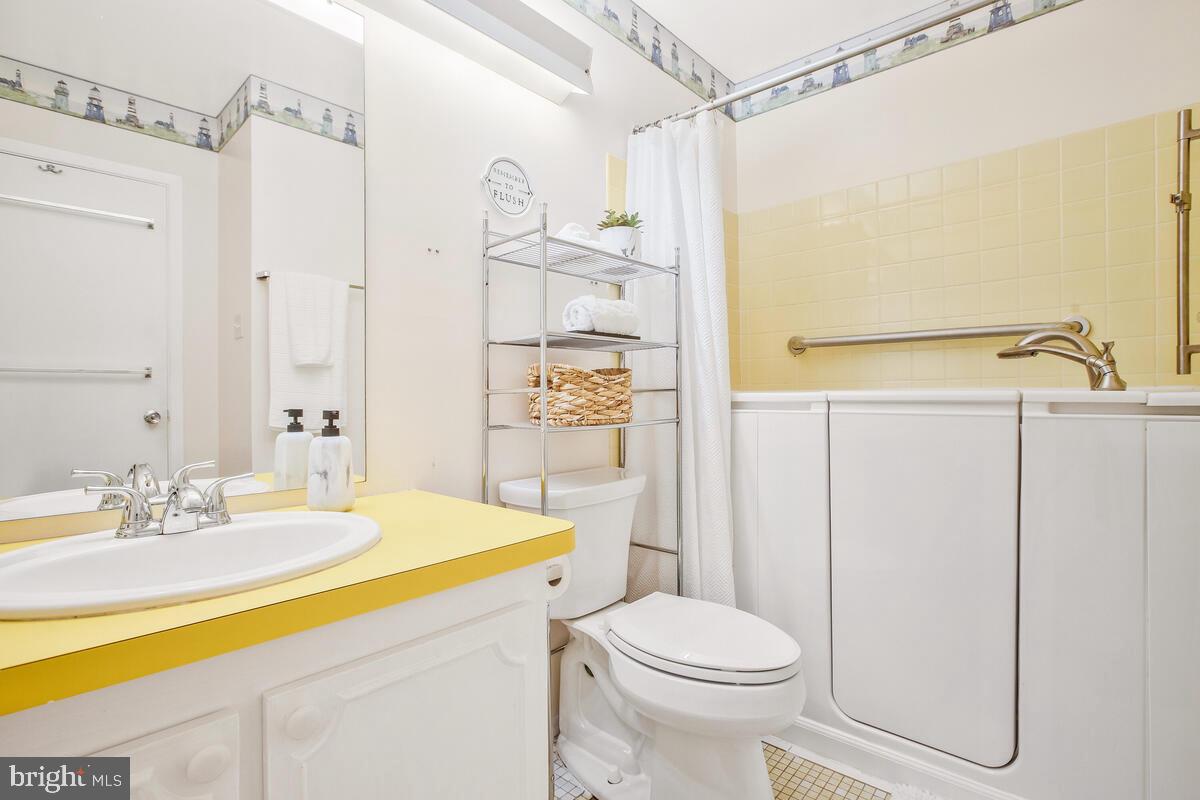 WHITEHALL AT BELAIR - Residential