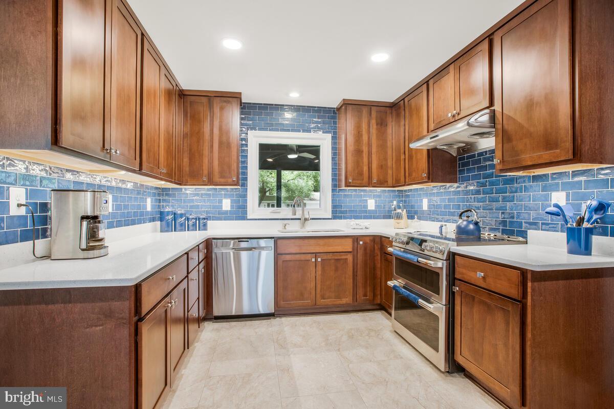 WHITEHALL AT BELAIR - Residential