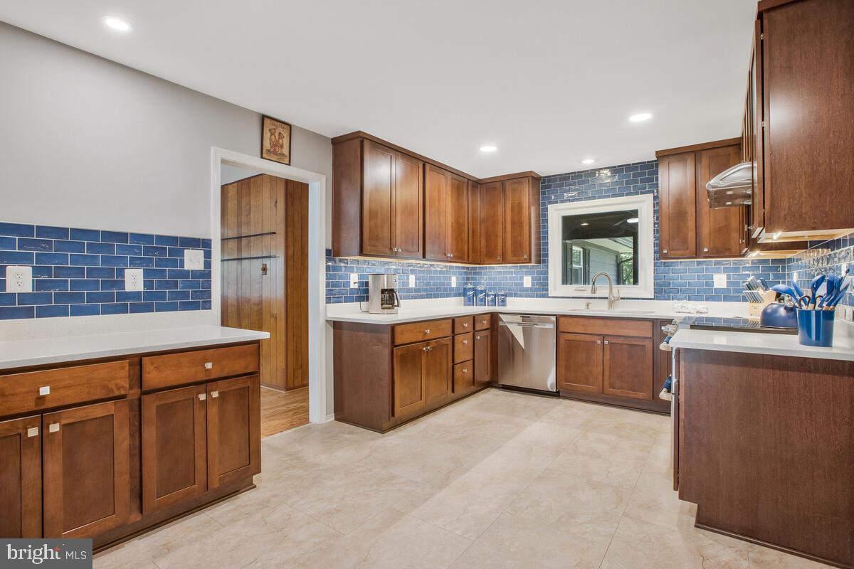 WHITEHALL AT BELAIR - Residential