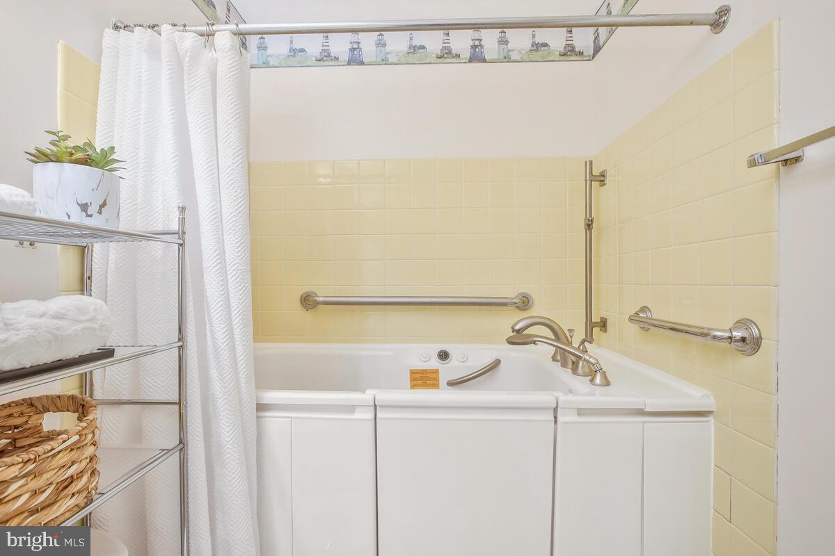 WHITEHALL AT BELAIR - Residential