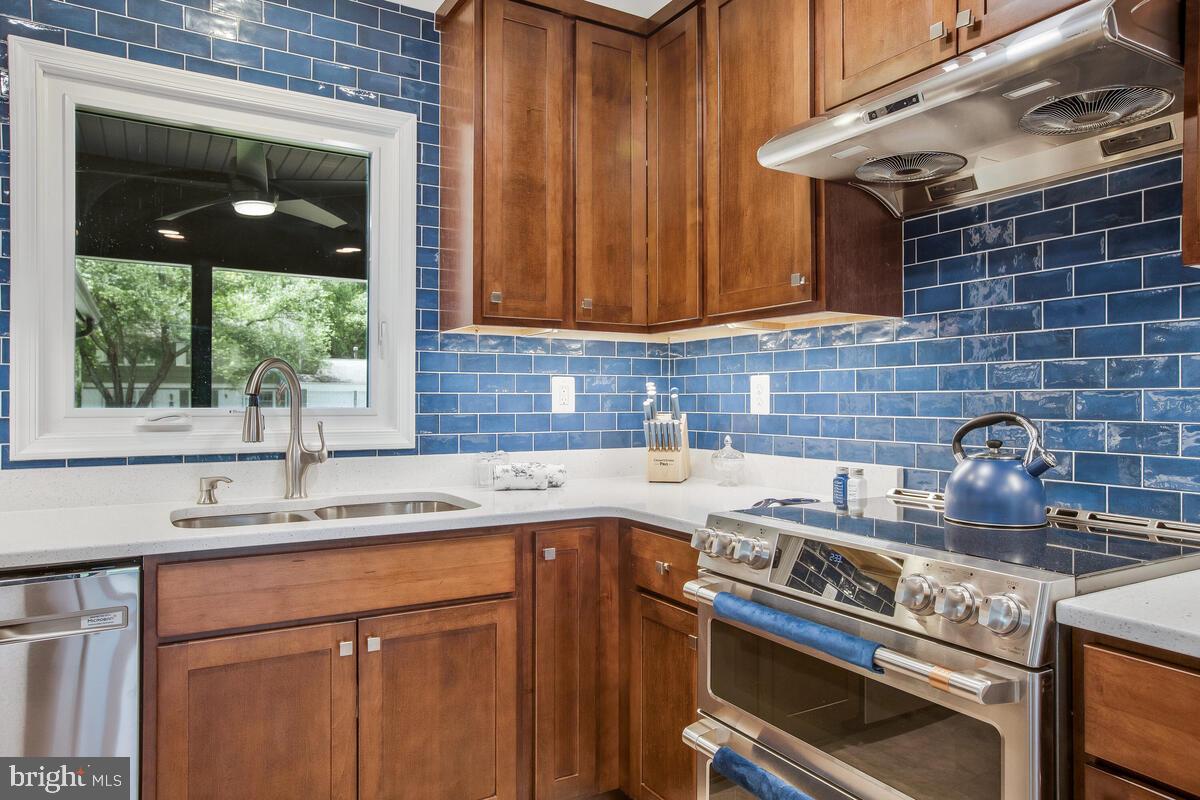 WHITEHALL AT BELAIR - Residential