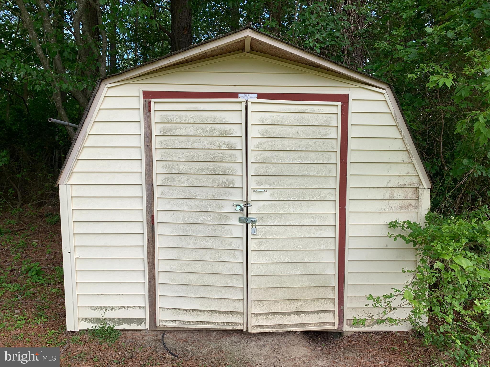 516 OVERBROOK DRIVE