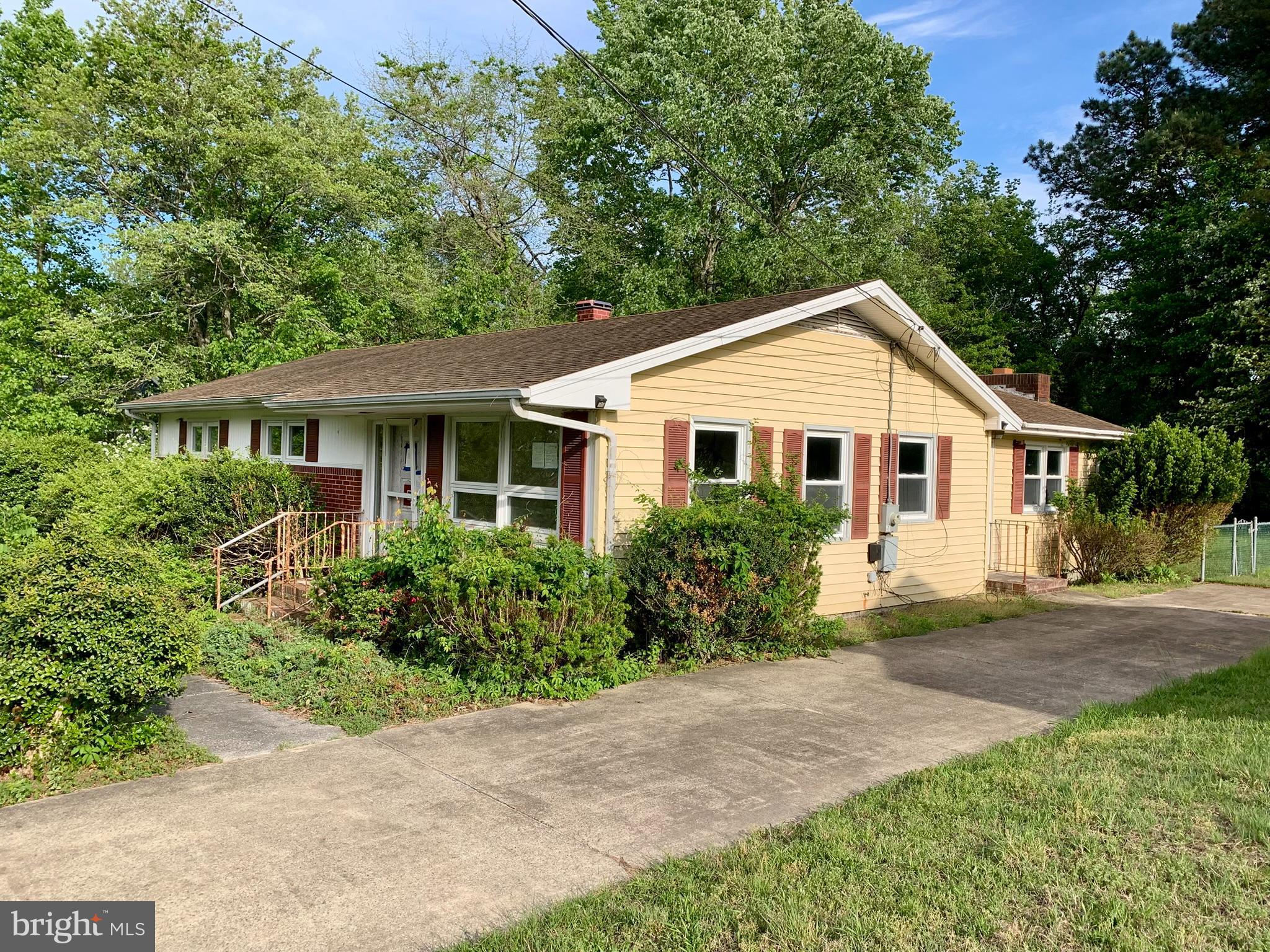 516 OVERBROOK DRIVE