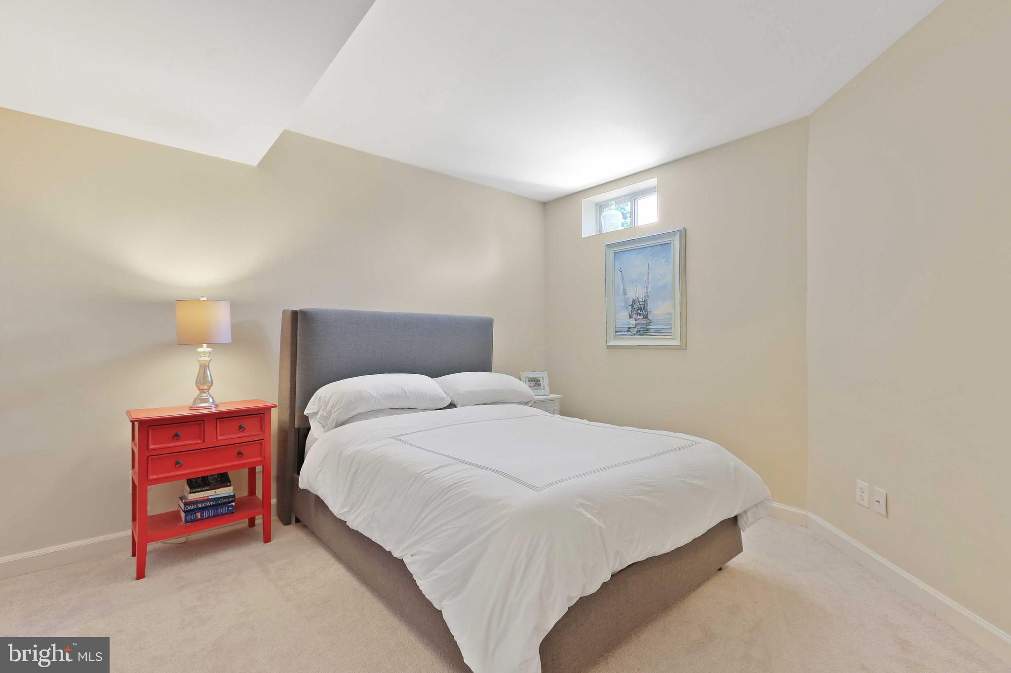 CHESTNUT WOODS - Residential