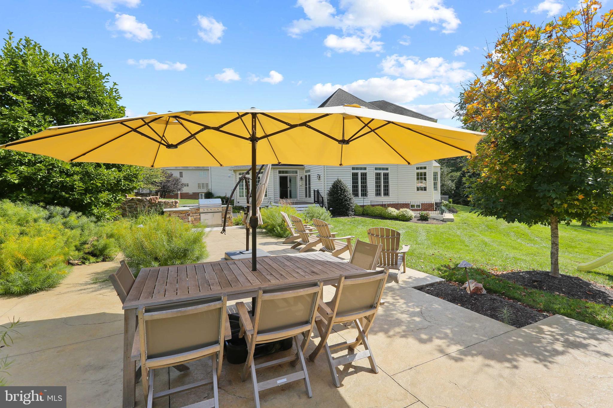 CHESTNUT WOODS - Residential