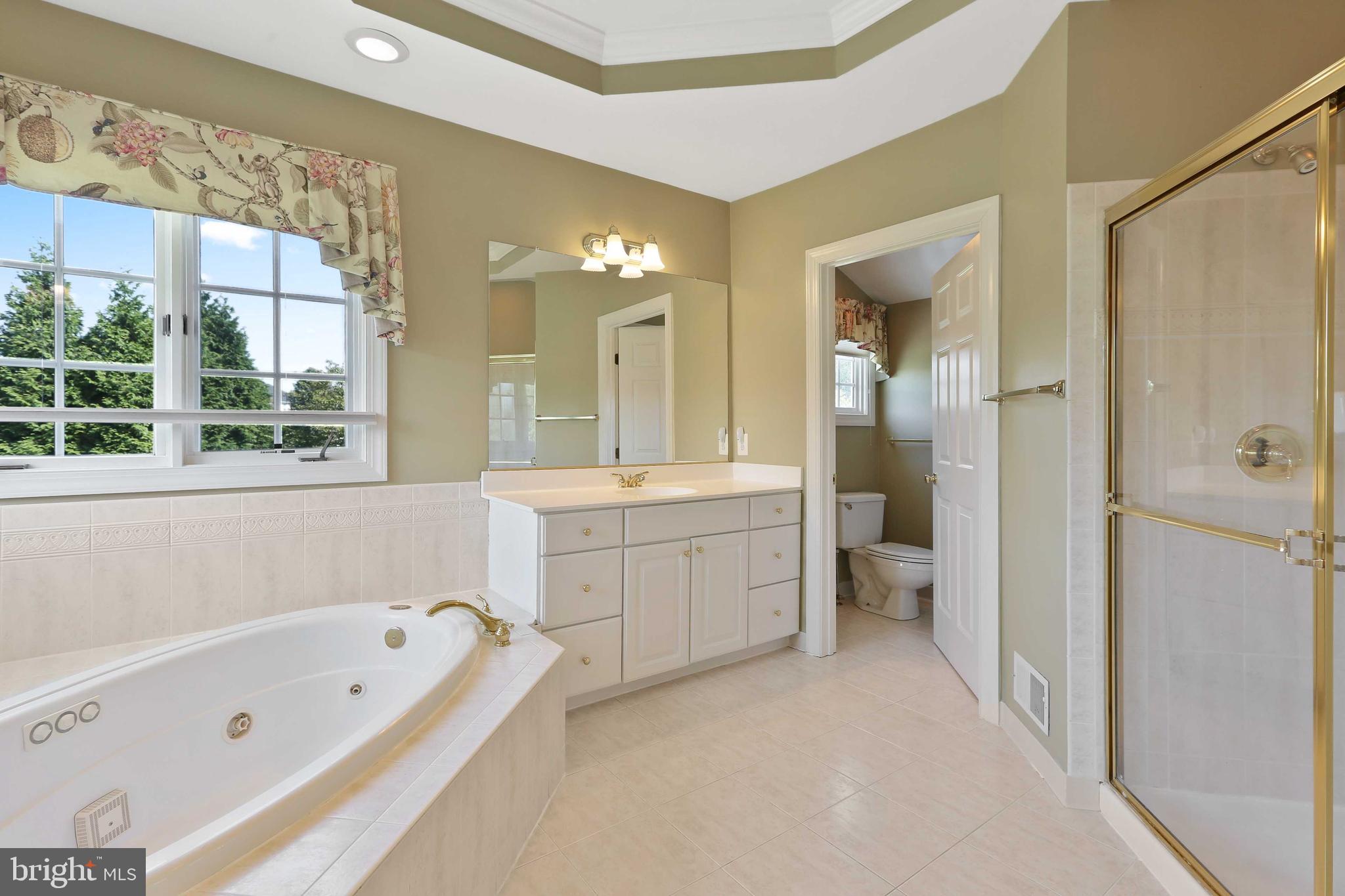 CHESTNUT WOODS - Residential