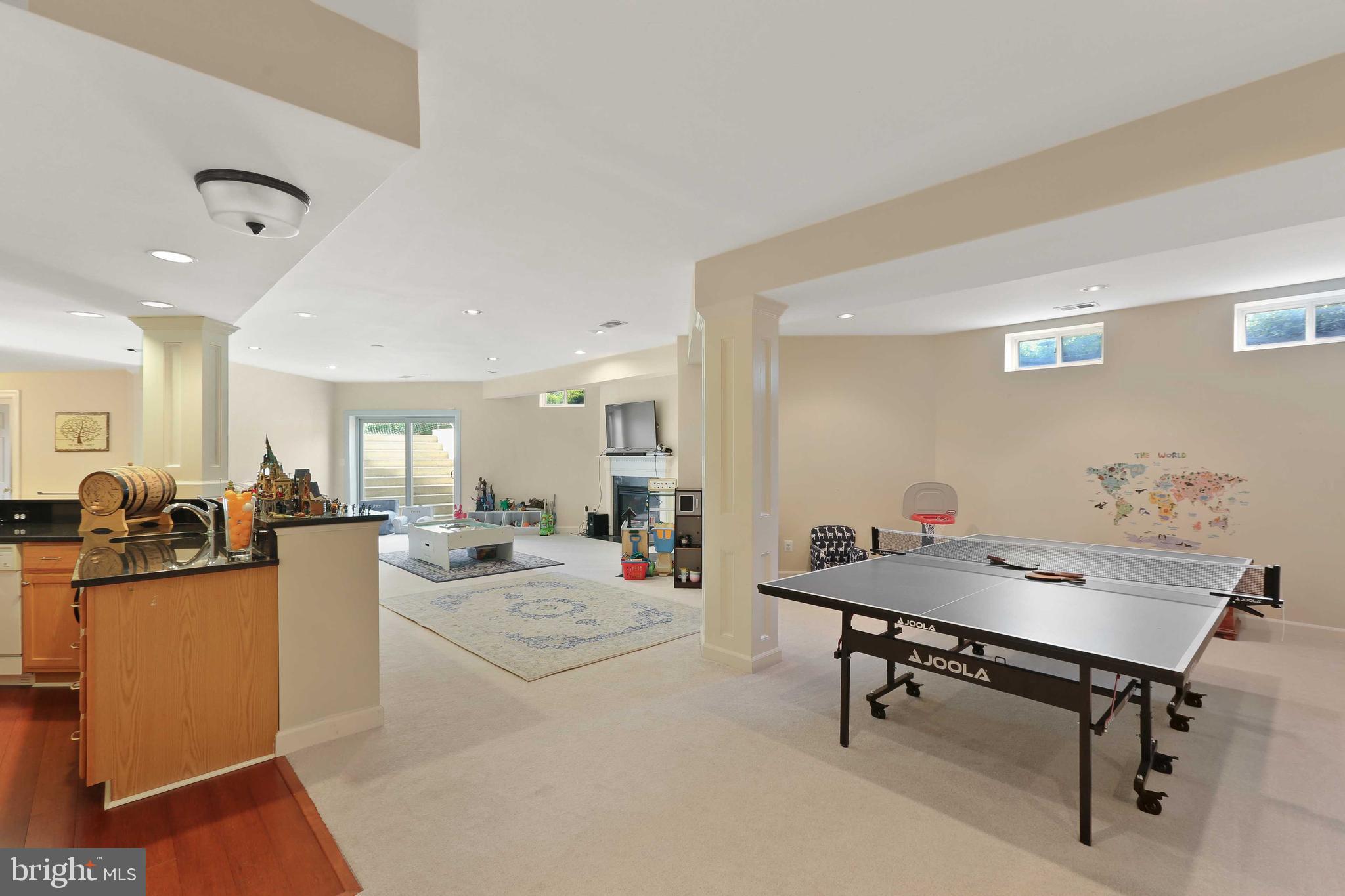 CHESTNUT WOODS - Residential