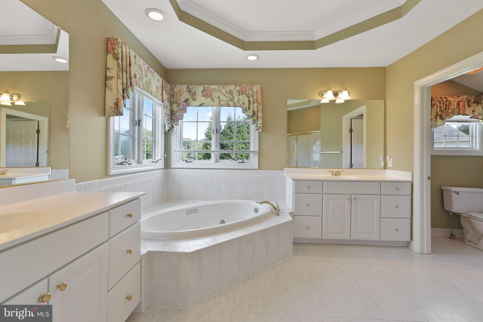 CHESTNUT WOODS - Residential