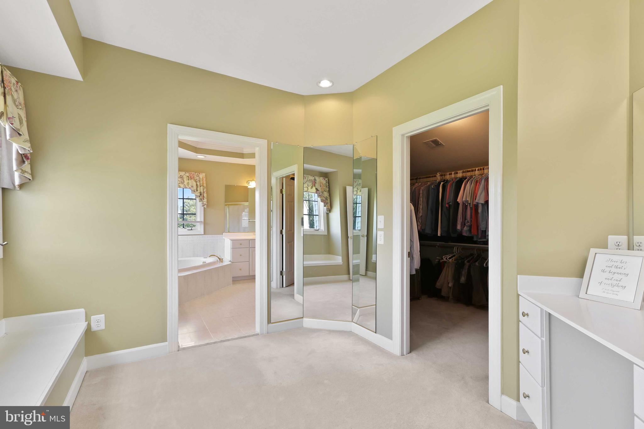 CHESTNUT WOODS - Residential