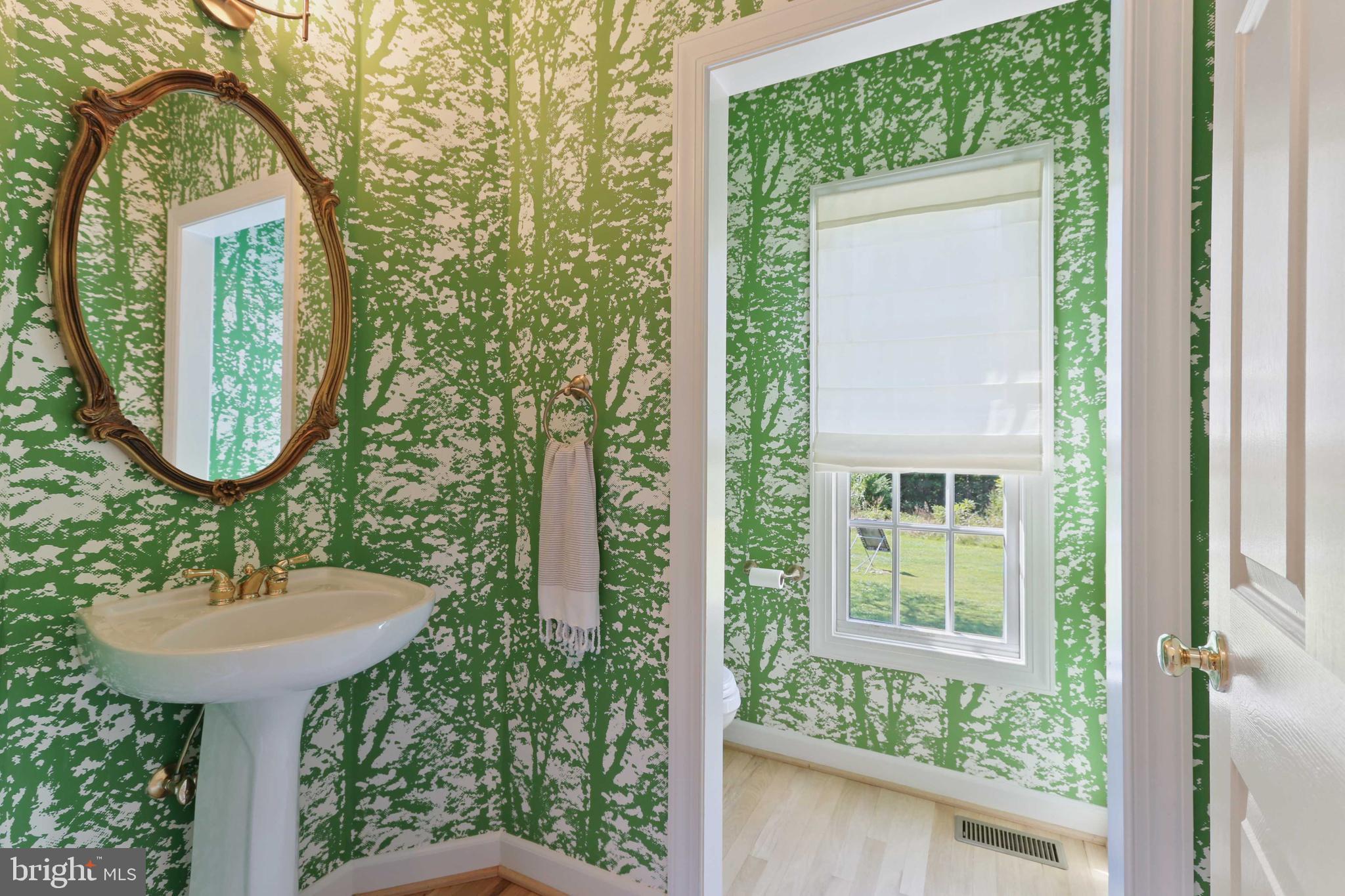 CHESTNUT WOODS - Residential