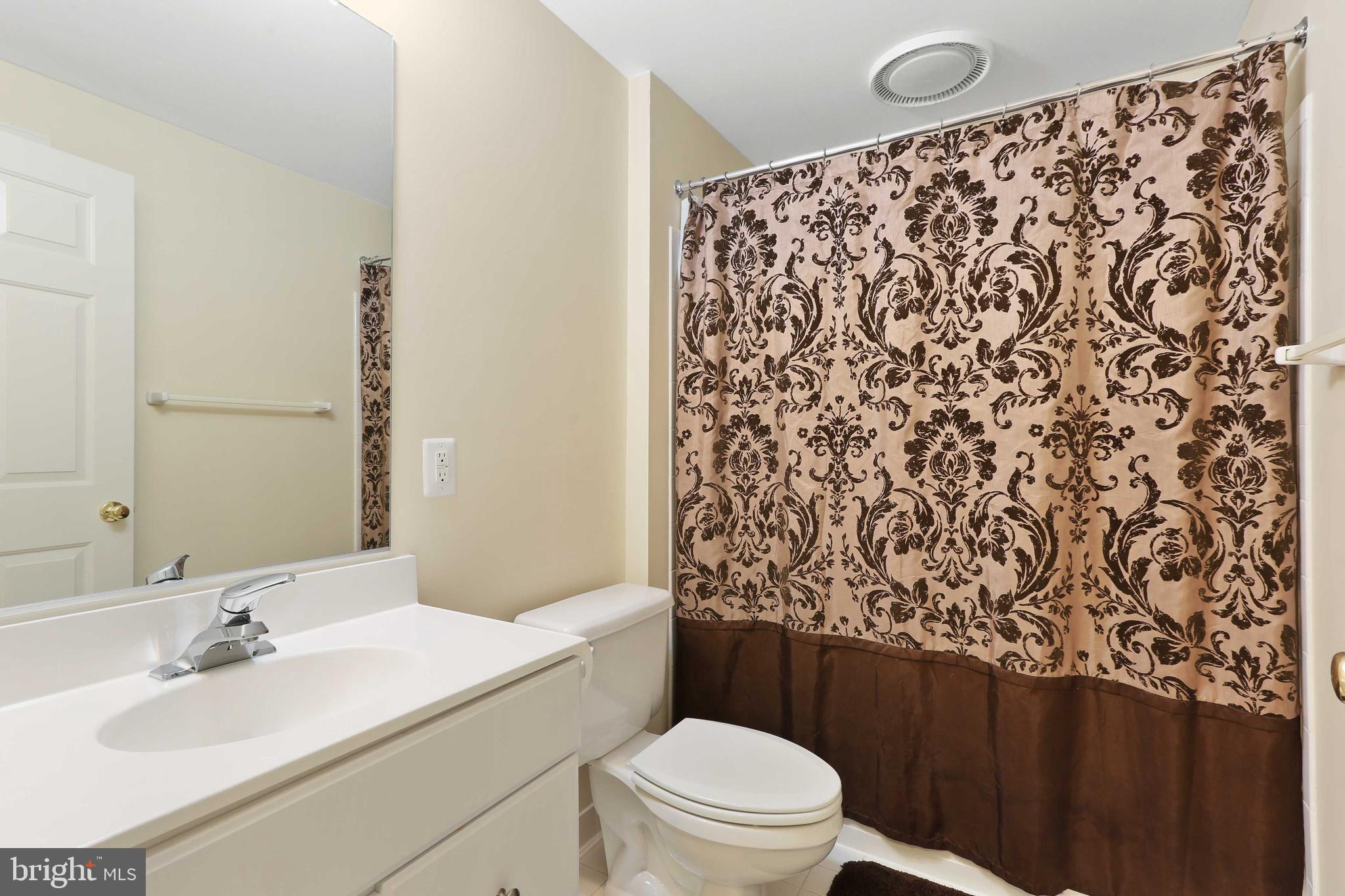 CHESTNUT WOODS - Residential