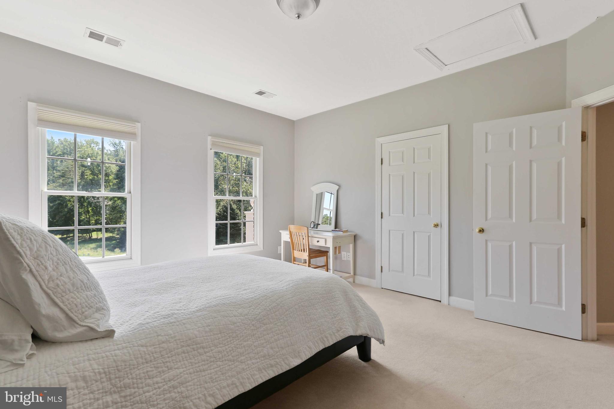 CHESTNUT WOODS - Residential