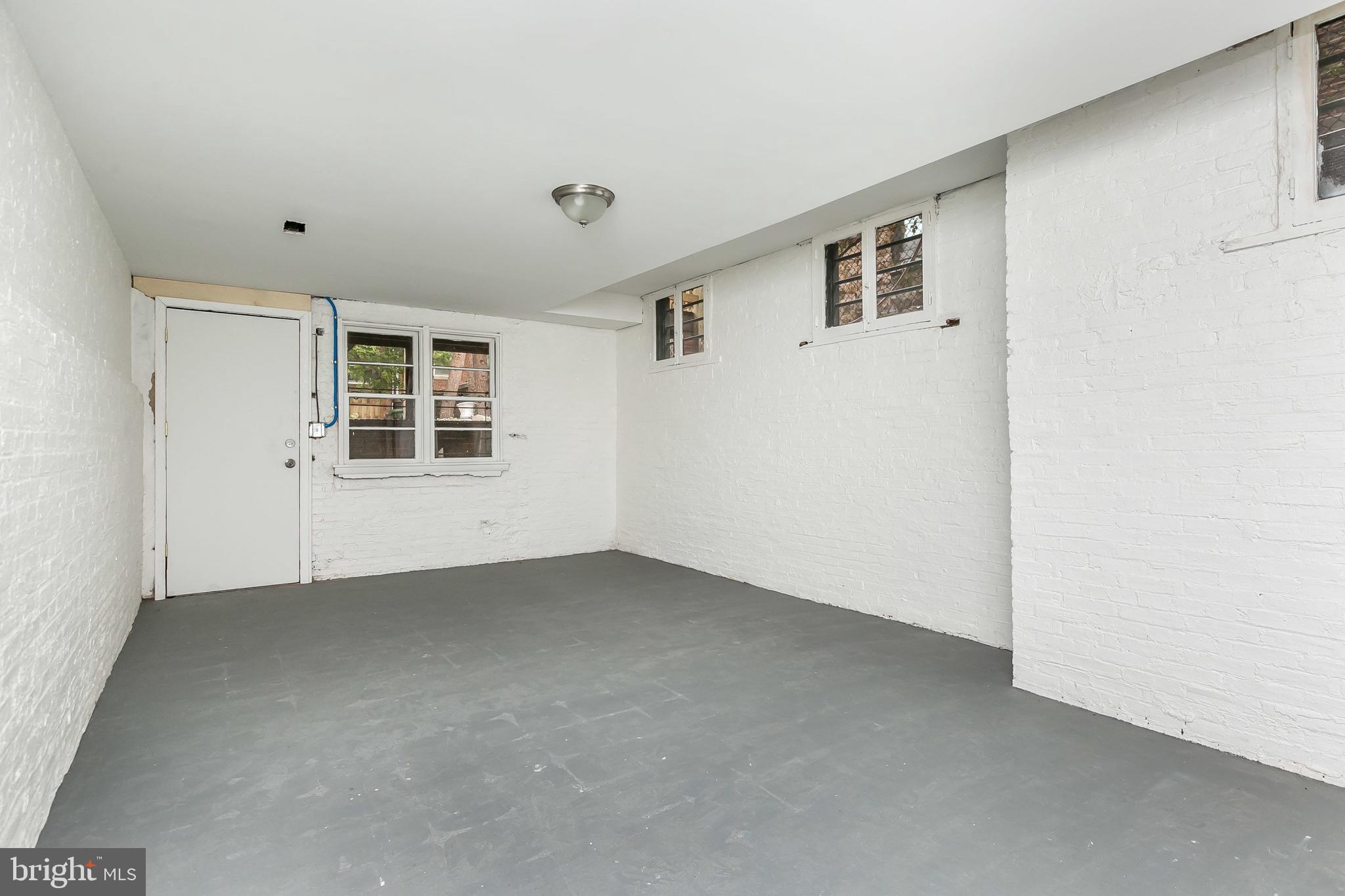 BOLTON HILL HISTORIC DISTRICT - Residential Income