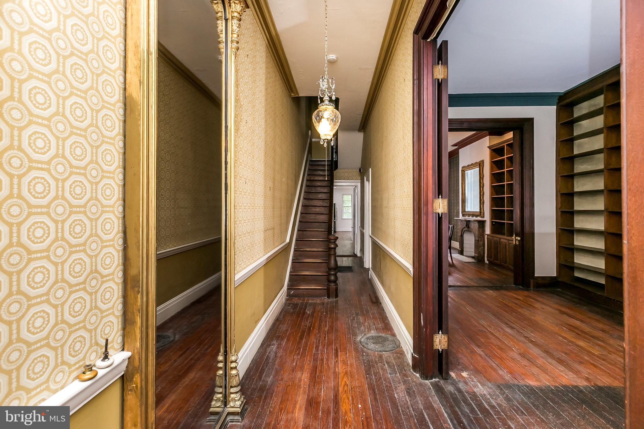 BOLTON HILL HISTORIC DISTRICT - Residential Income