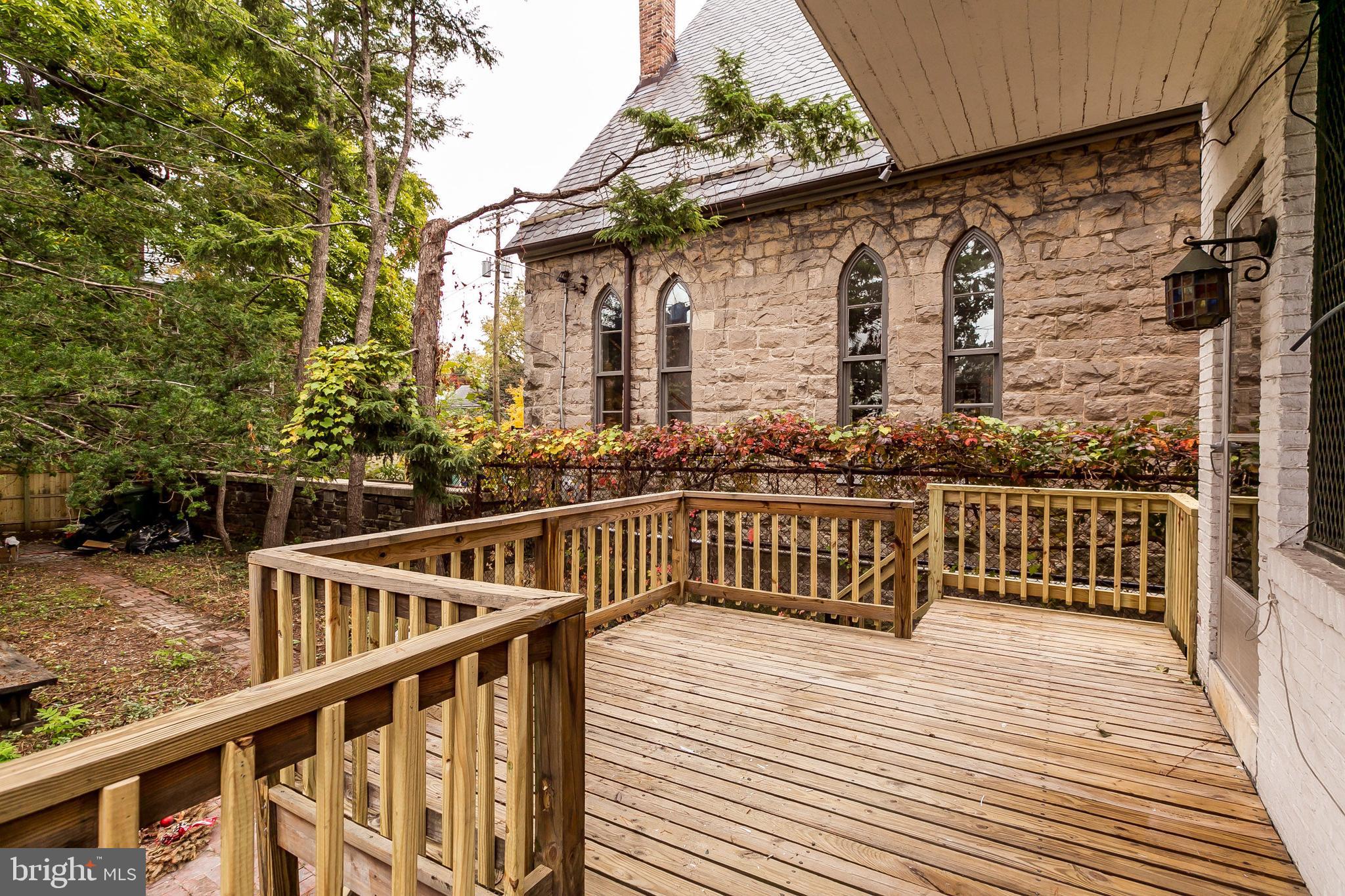 BOLTON HILL HISTORIC DISTRICT - Residential Income