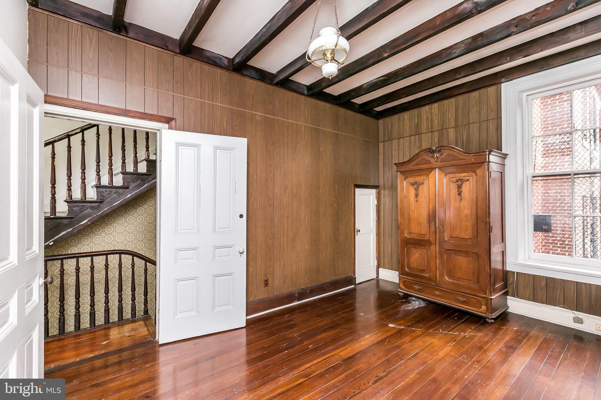 BOLTON HILL HISTORIC DISTRICT - Residential Income