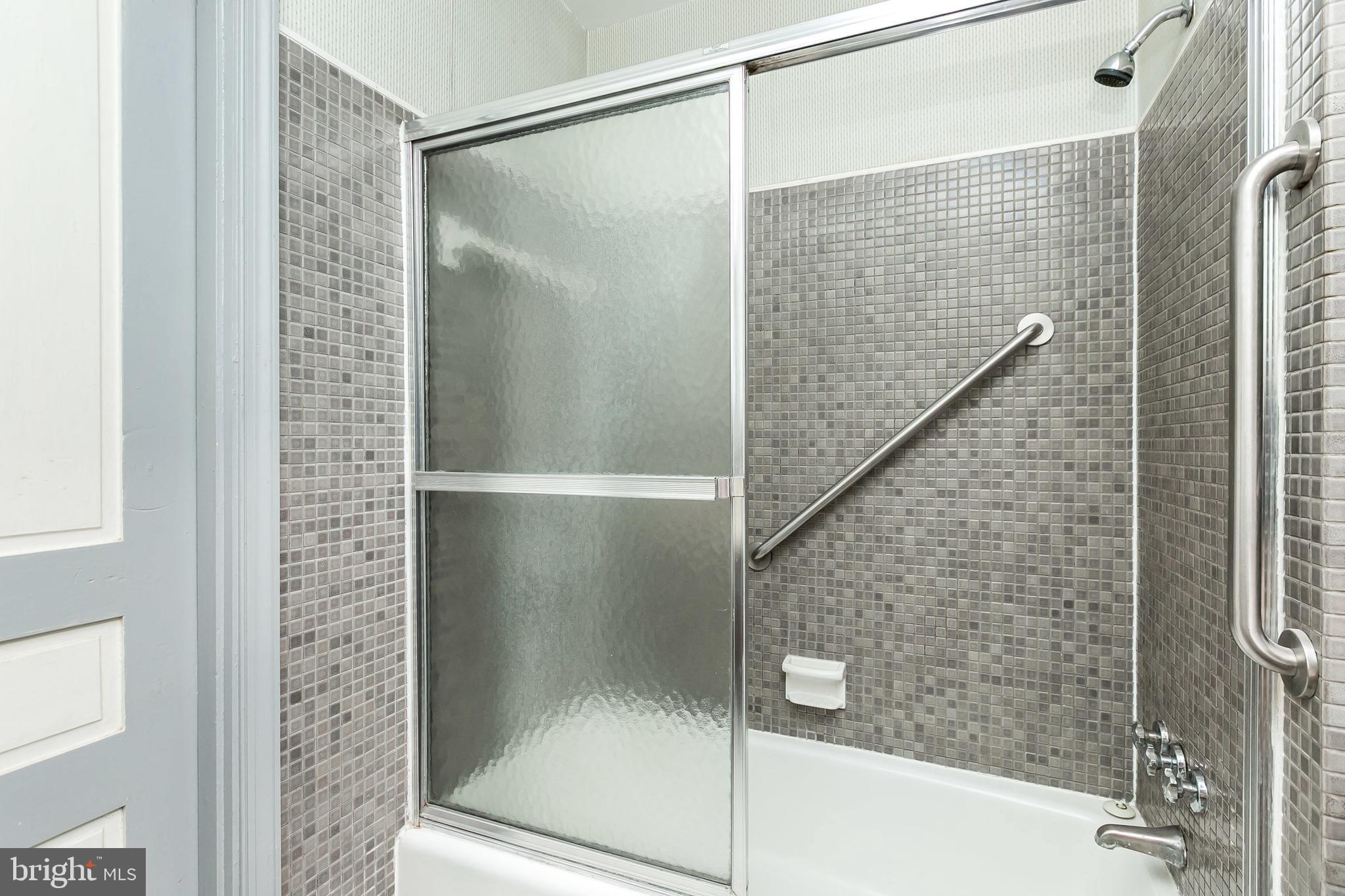 BOLTON HILL HISTORIC DISTRICT - Residential Income