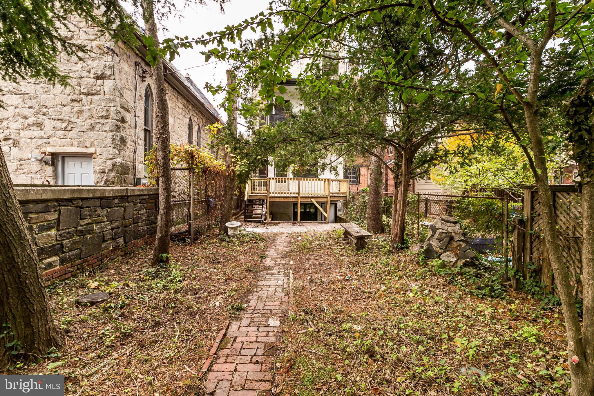 BOLTON HILL HISTORIC DISTRICT - Residential Income