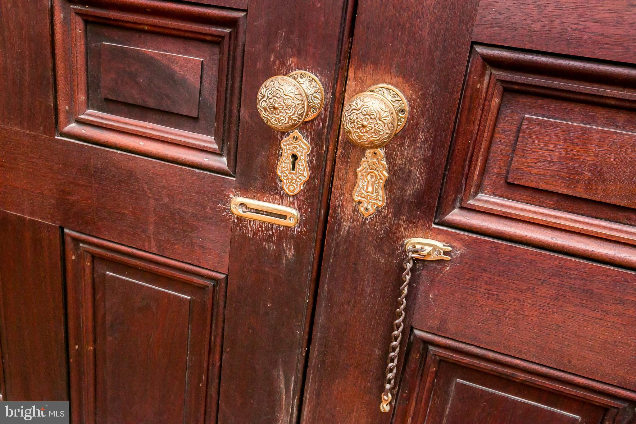 BOLTON HILL HISTORIC DISTRICT - Residential Income