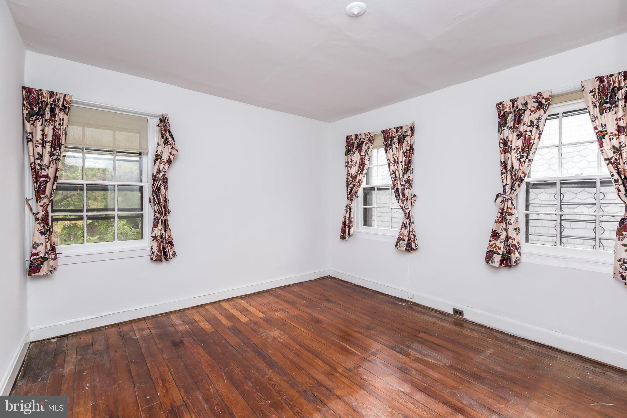 BOLTON HILL HISTORIC DISTRICT - Residential Income