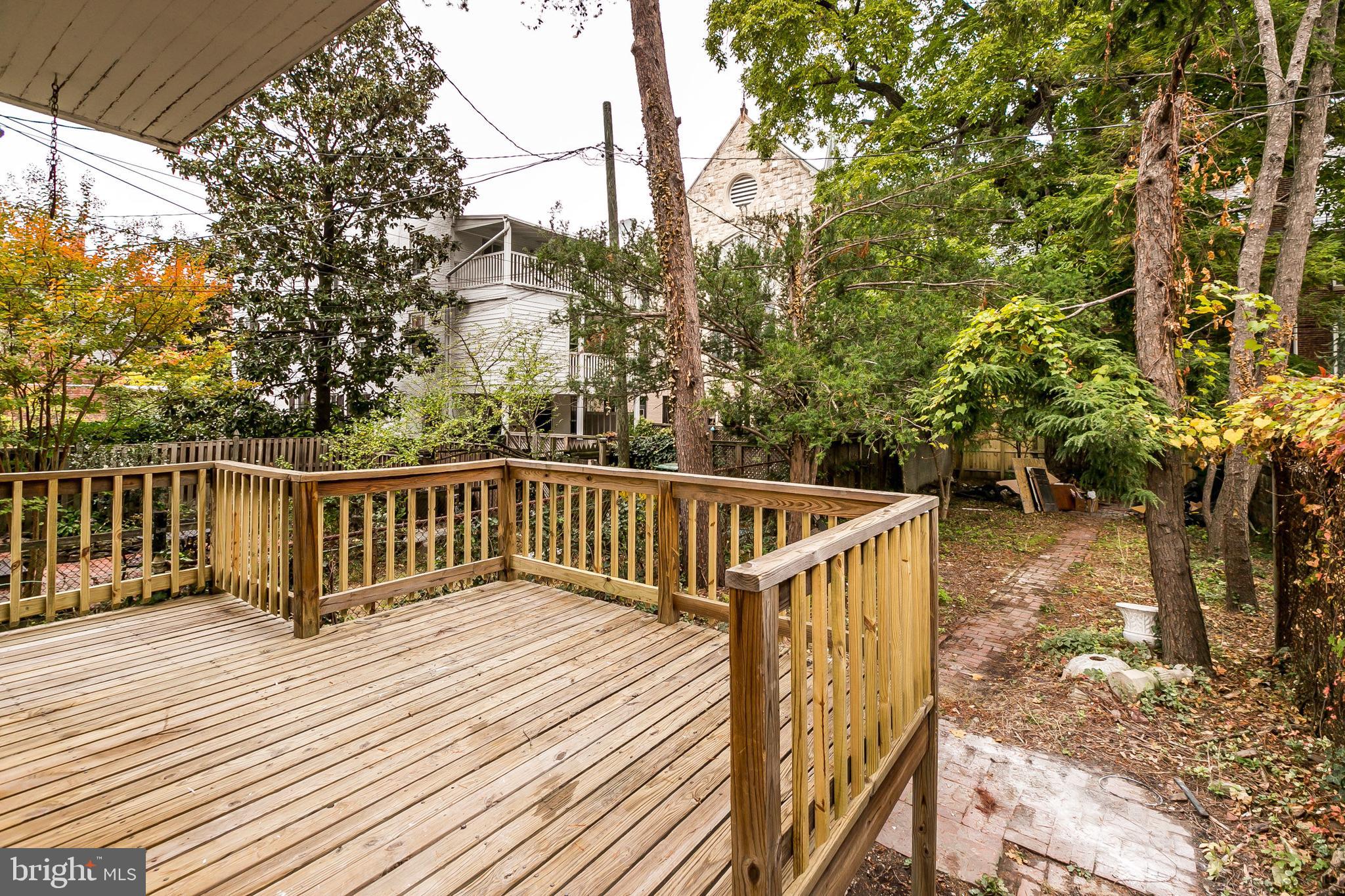 BOLTON HILL HISTORIC DISTRICT - Residential Income