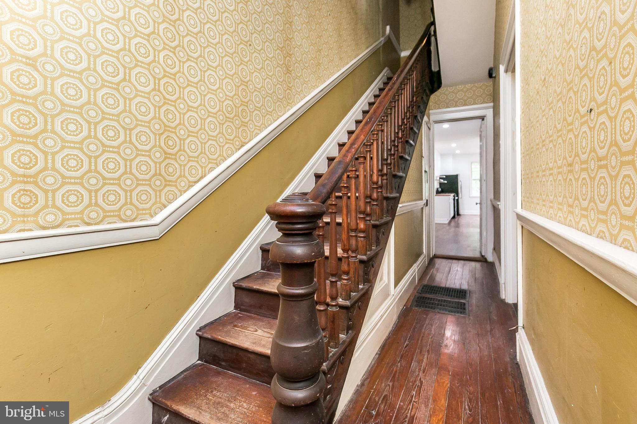 BOLTON HILL HISTORIC DISTRICT - Residential Income