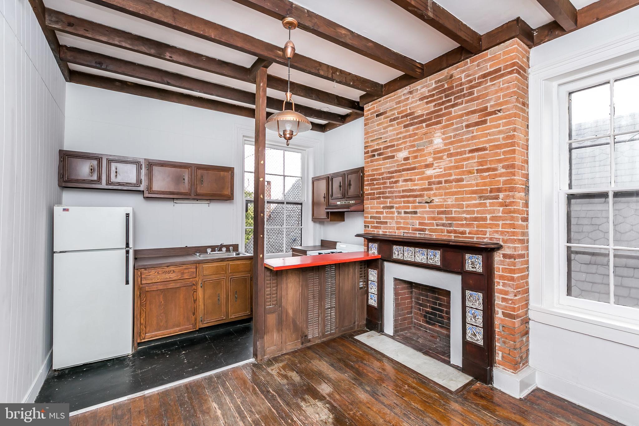 BOLTON HILL HISTORIC DISTRICT - Residential Income