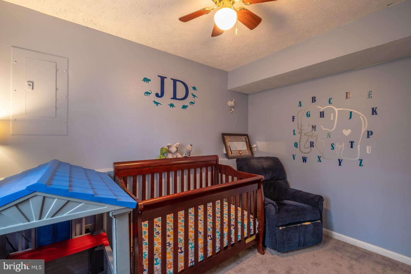 FALCON RIDGE - Residential