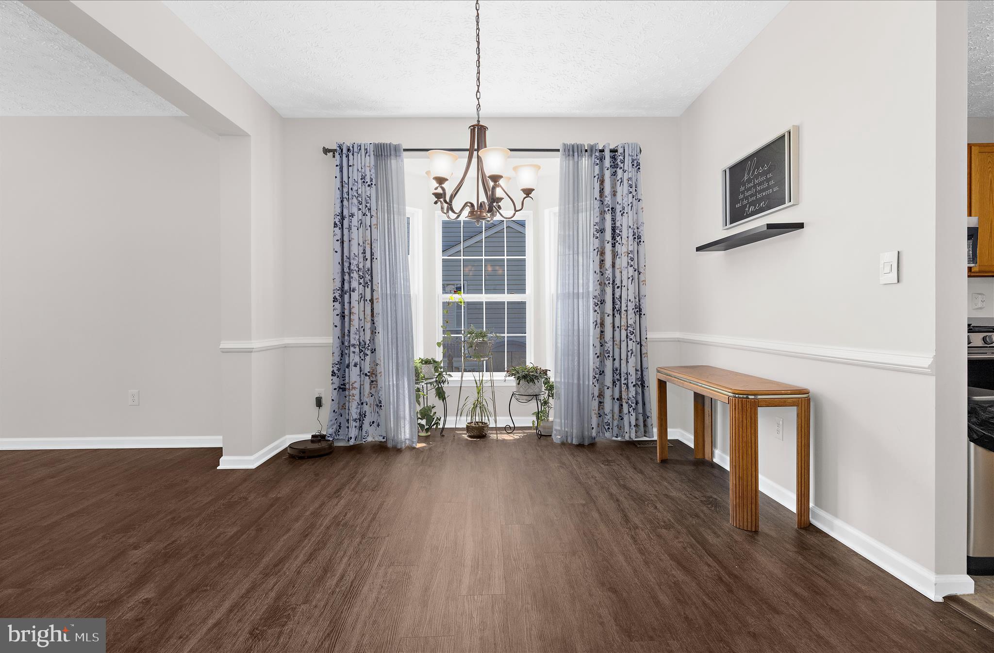 JONATHANS LANDING - Residential