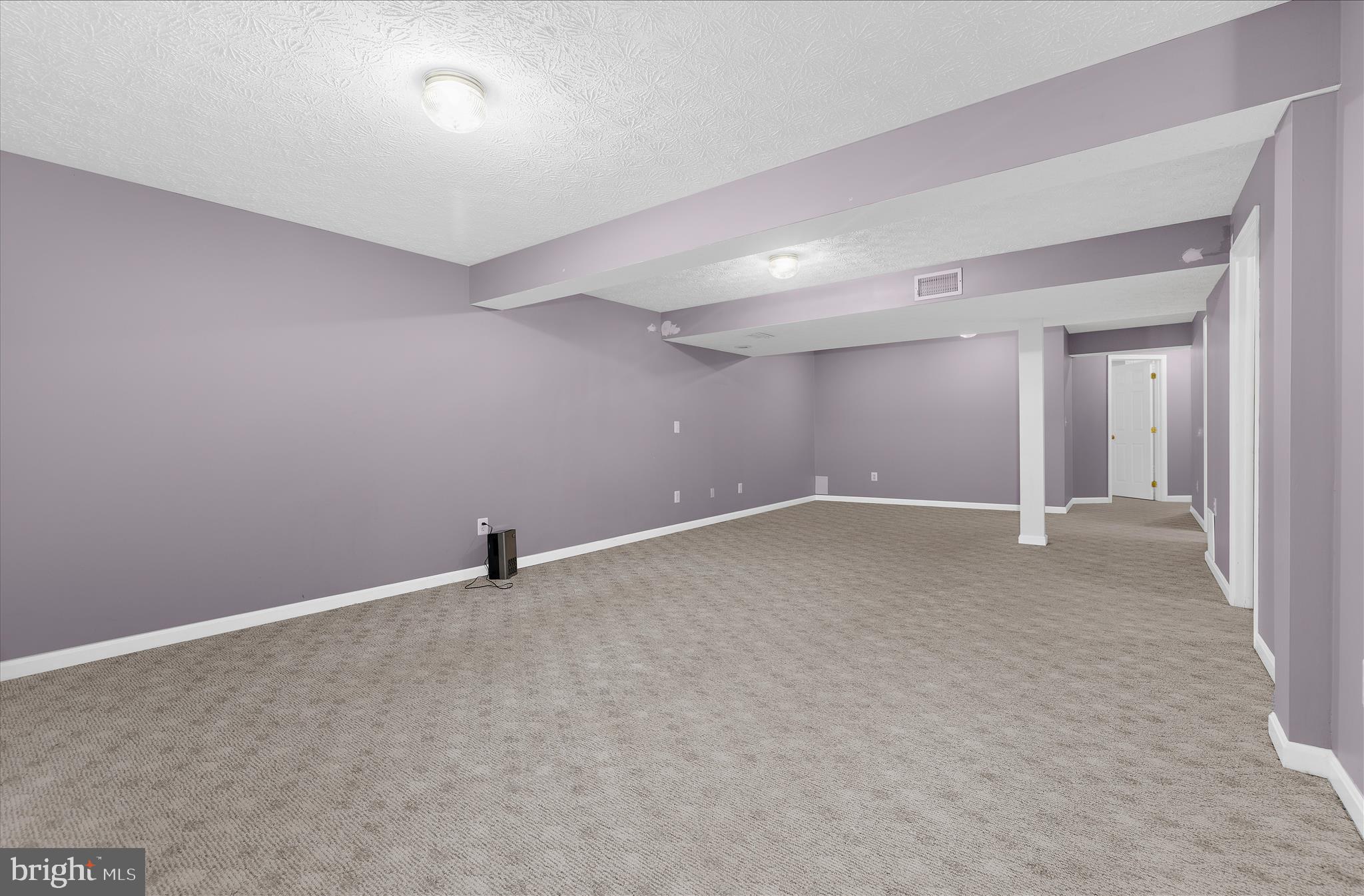 JONATHANS LANDING - Residential