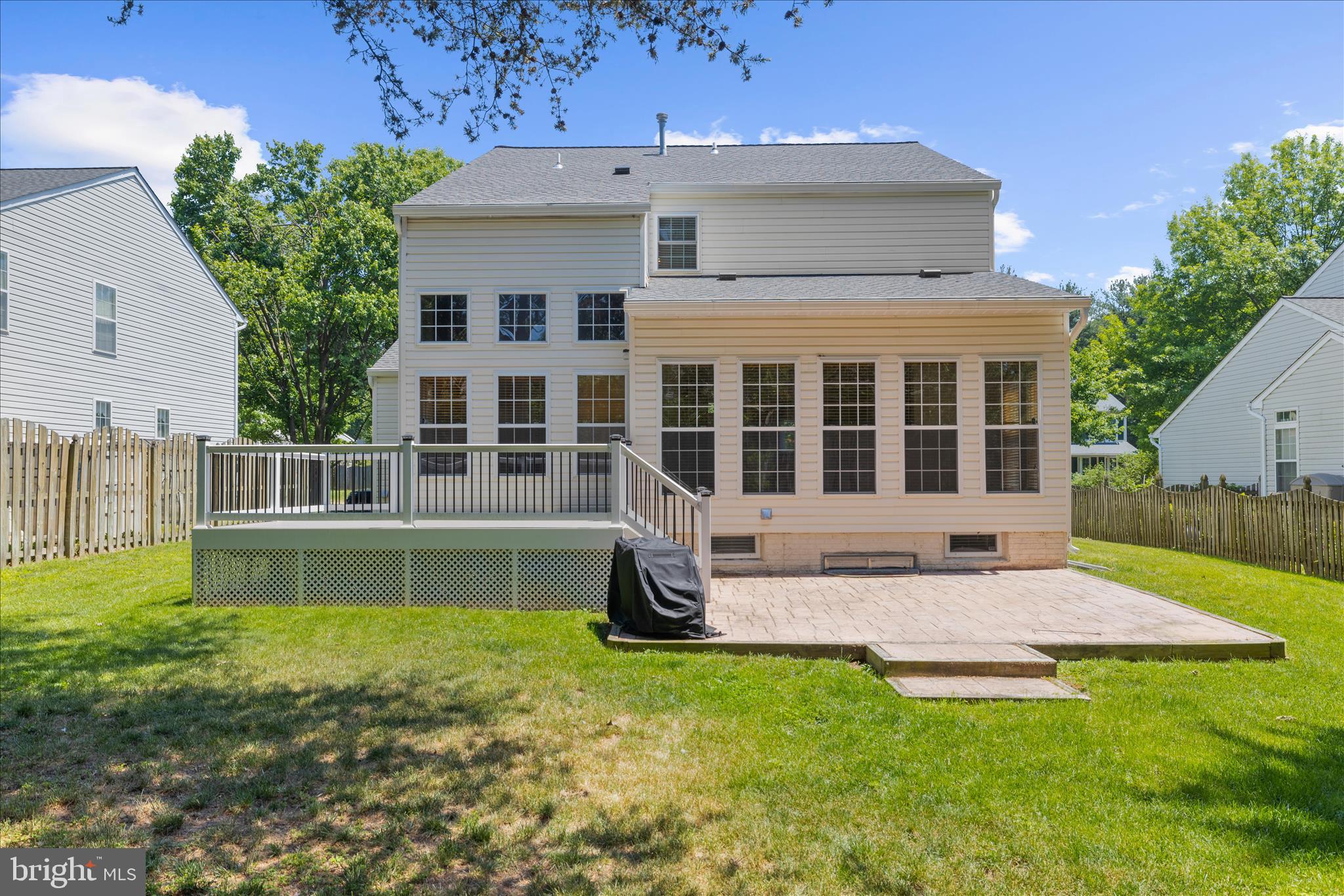 JONATHANS LANDING - Residential