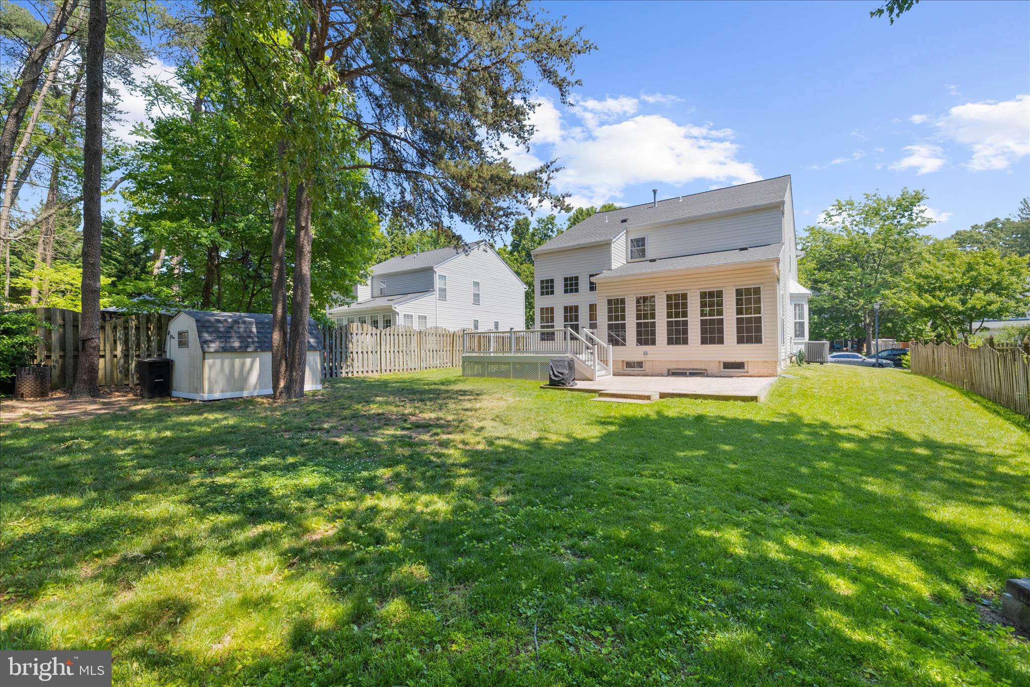 JONATHANS LANDING - Residential