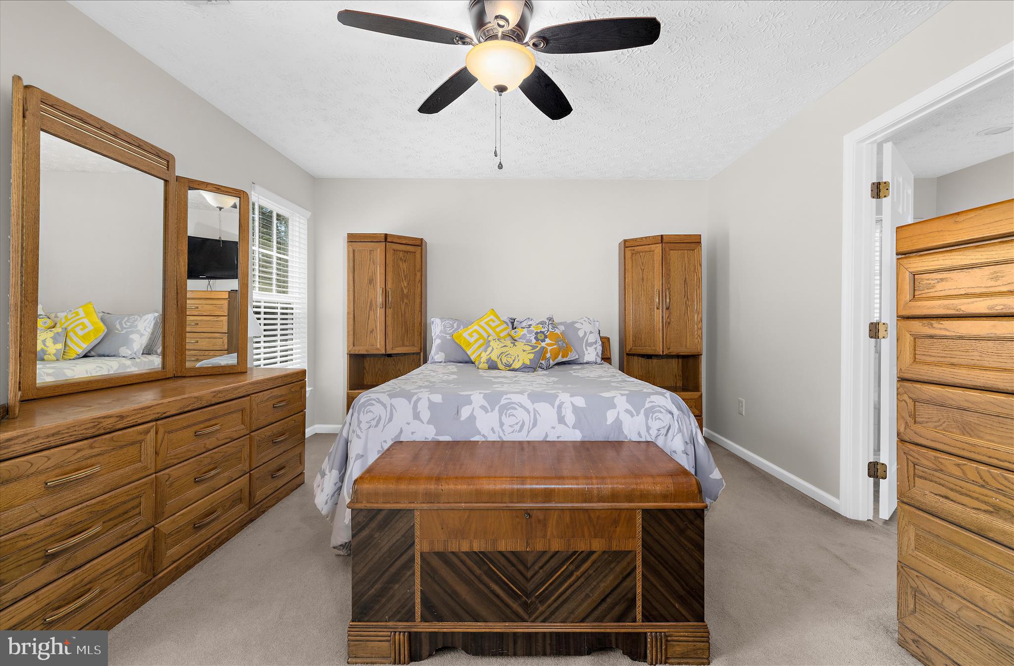 JONATHANS LANDING - Residential