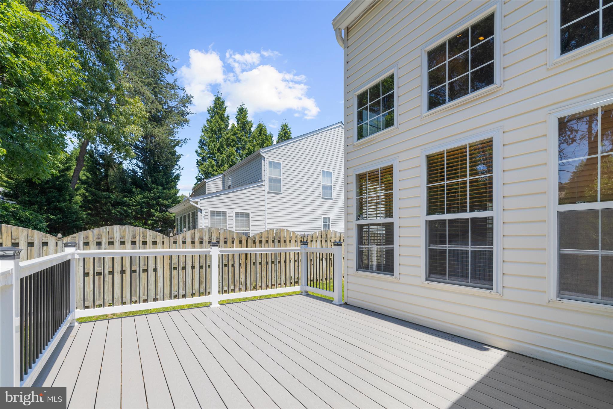 JONATHANS LANDING - Residential