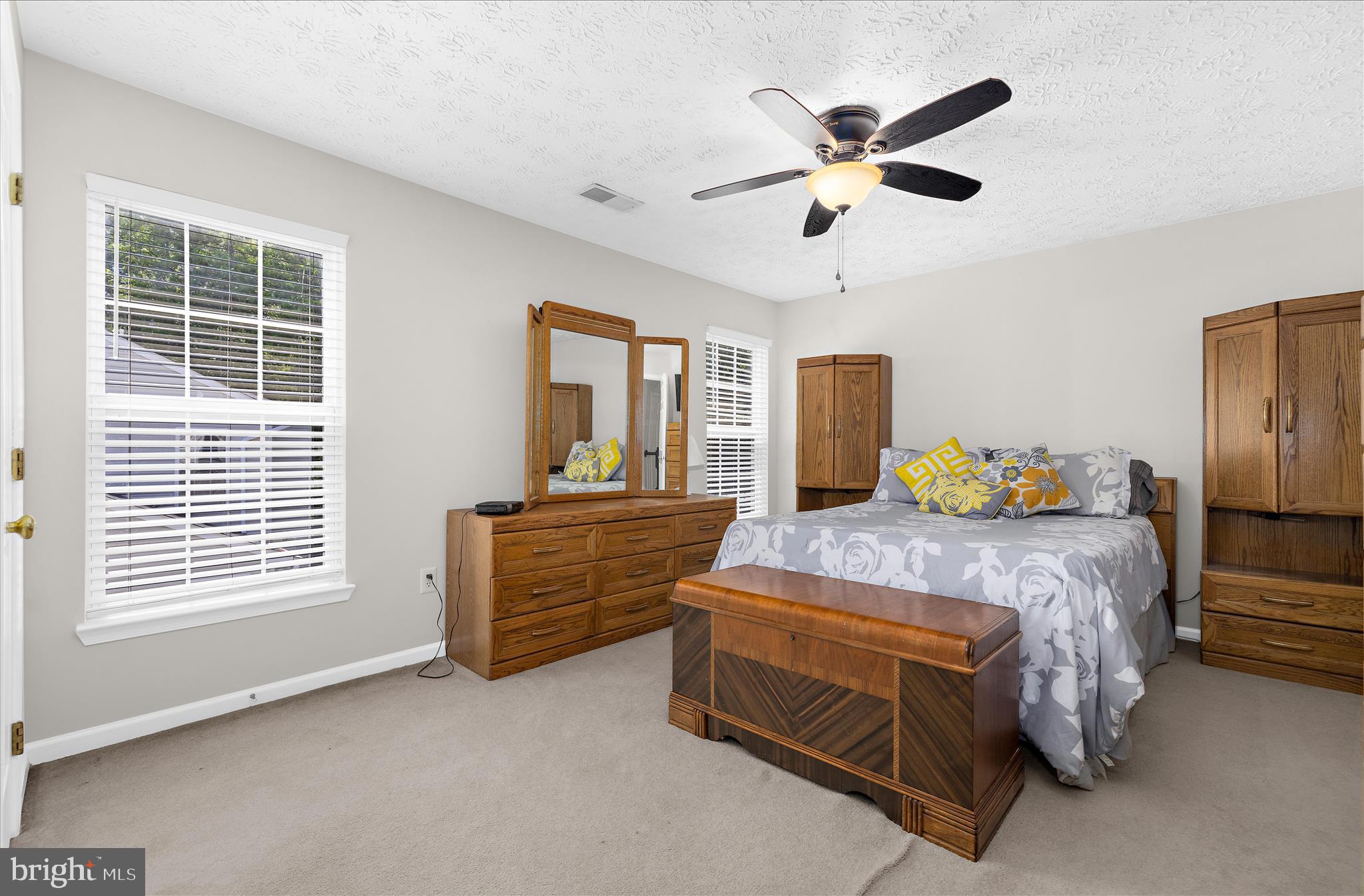 JONATHANS LANDING - Residential