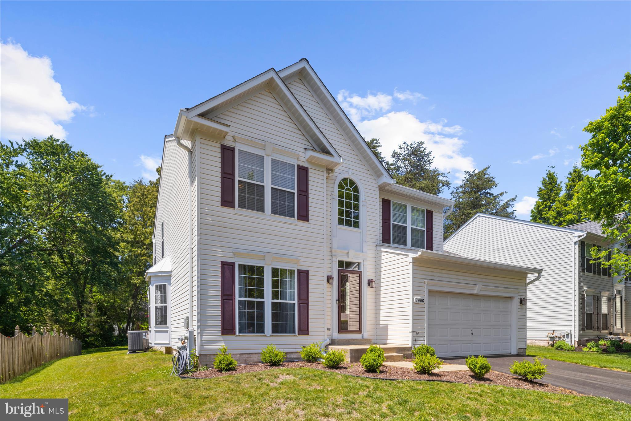 JONATHANS LANDING - Residential