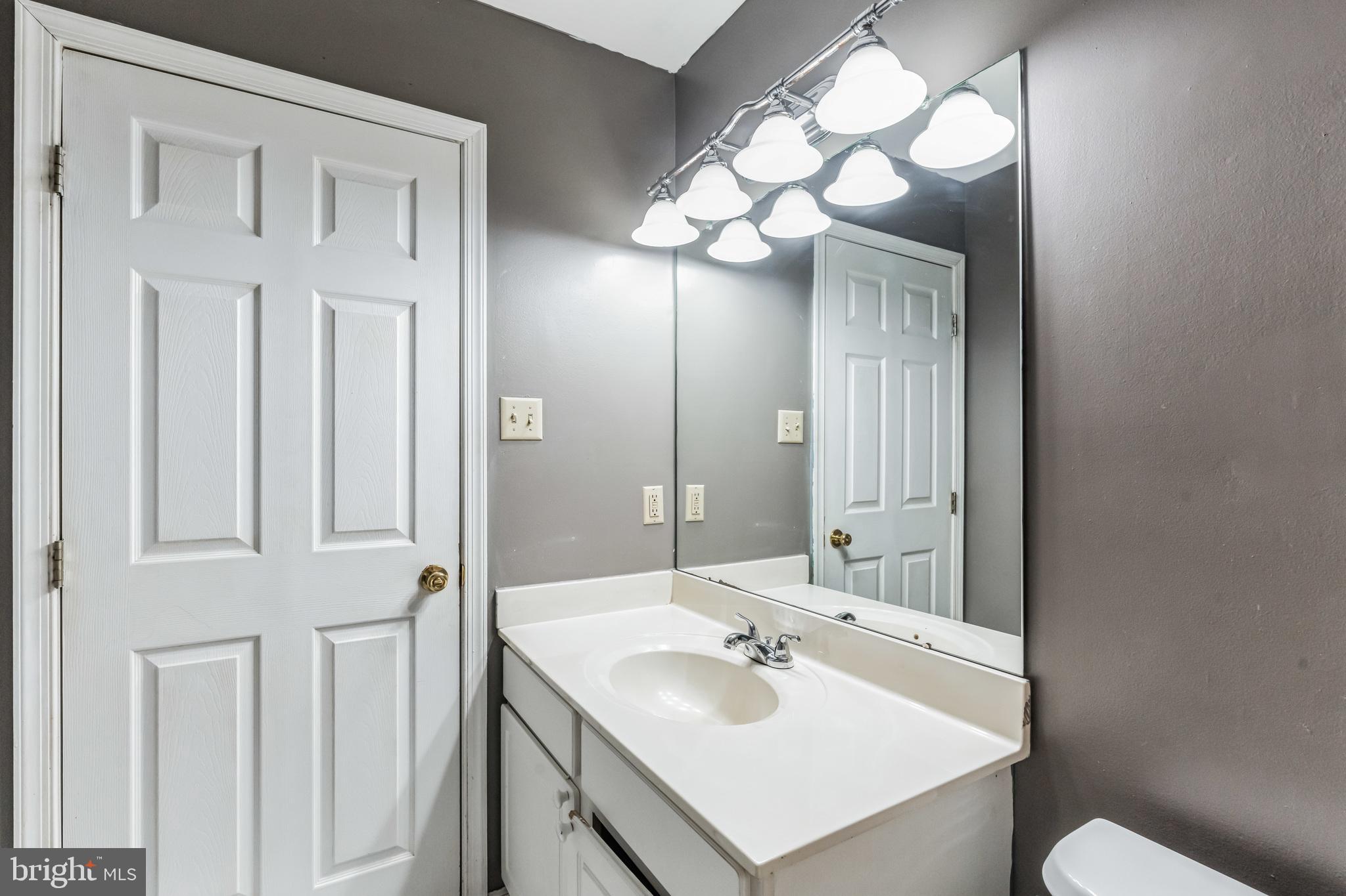 MARSH HARBOUR - Residential