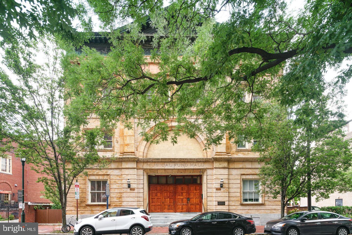 WASHINGTON SQ - Residential