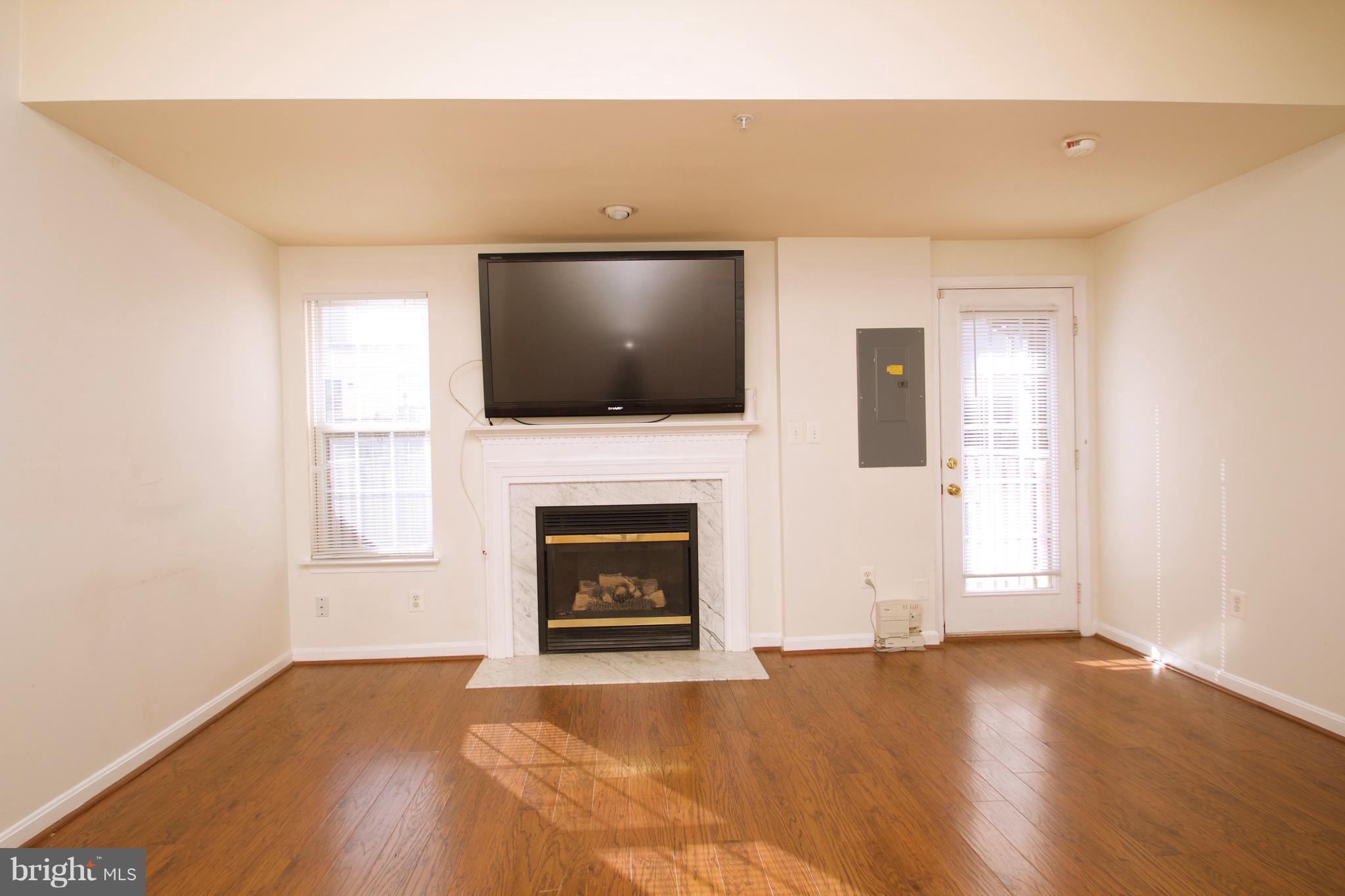 RUSSETT - Residential Lease