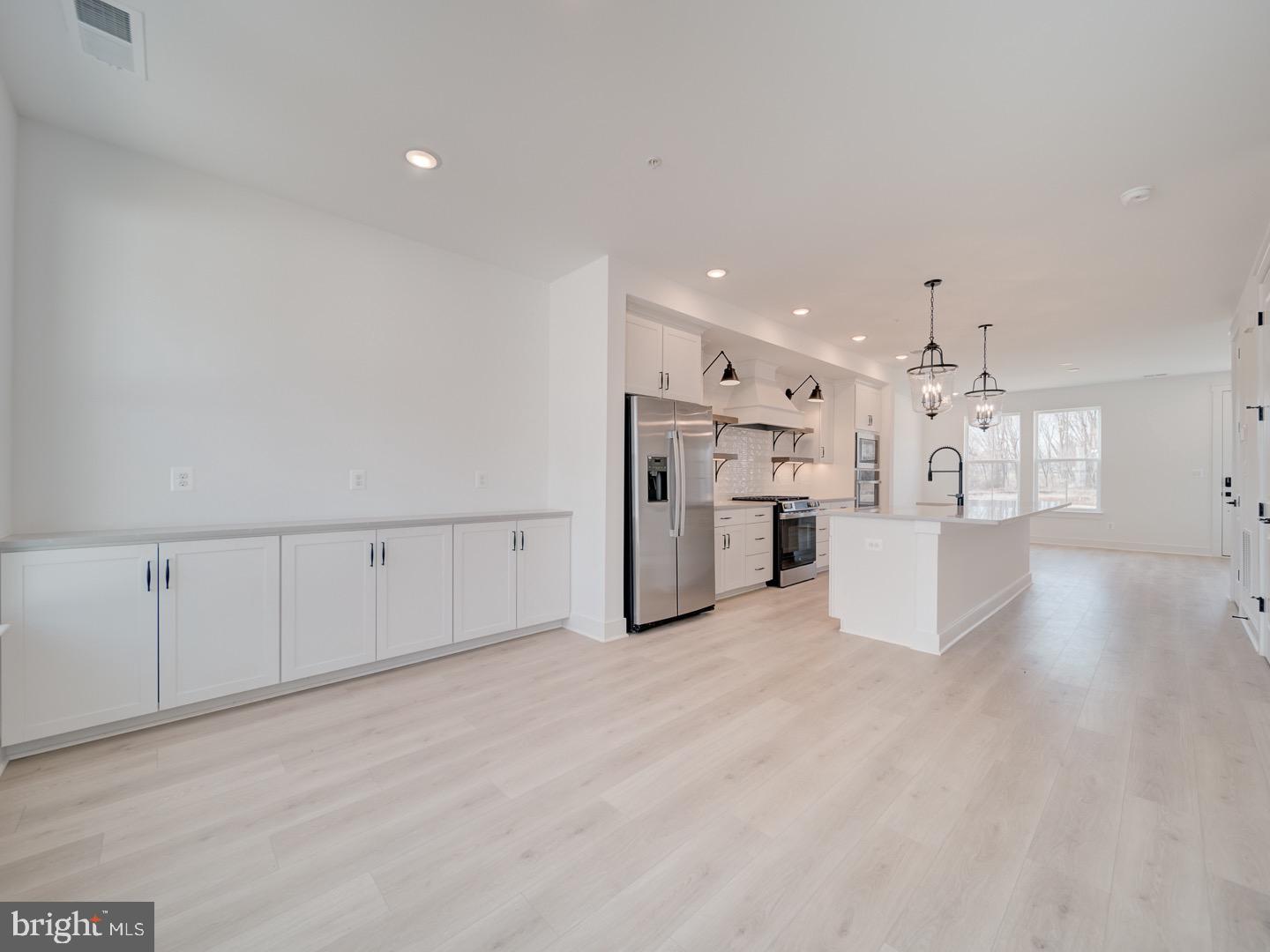 GAMBRILL GLENN - Residential