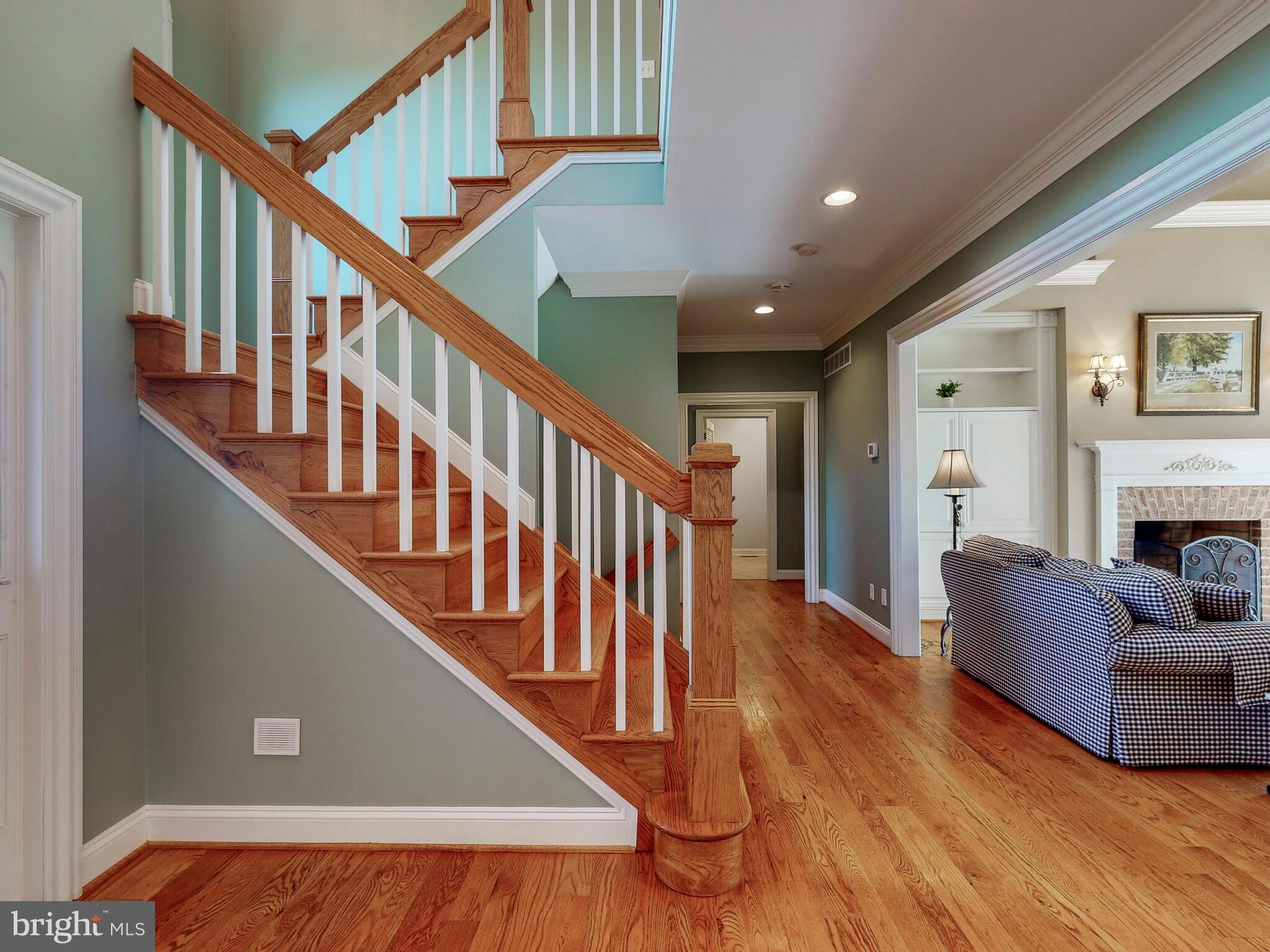 STONEWALL - Residential