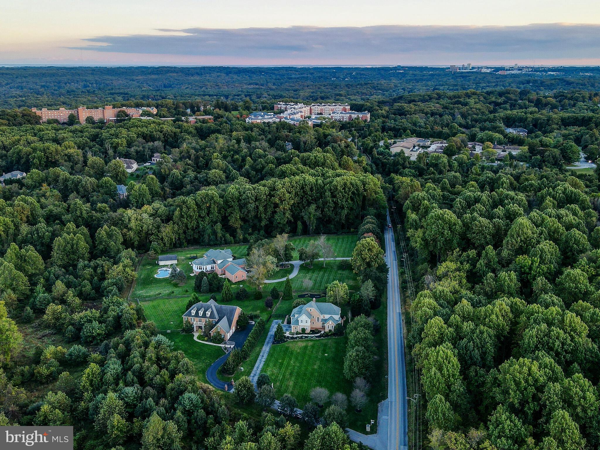 STONEWALL - Residential