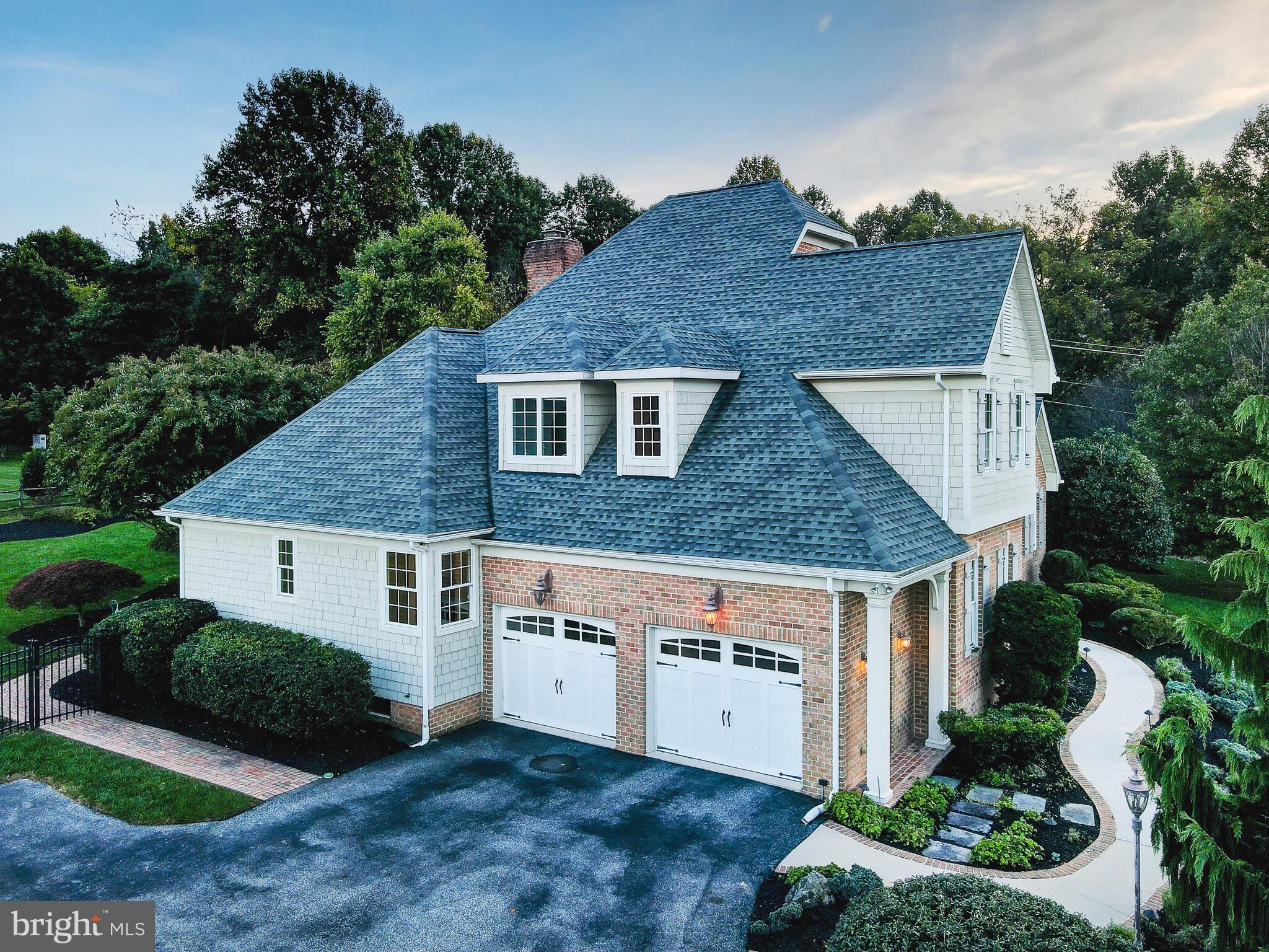 STONEWALL - Residential