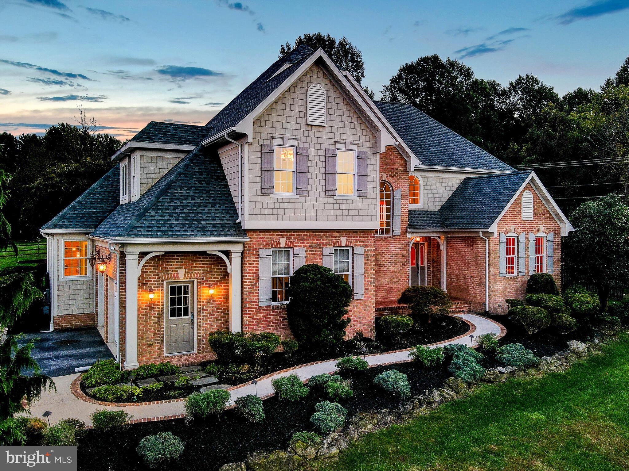 STONEWALL - Residential